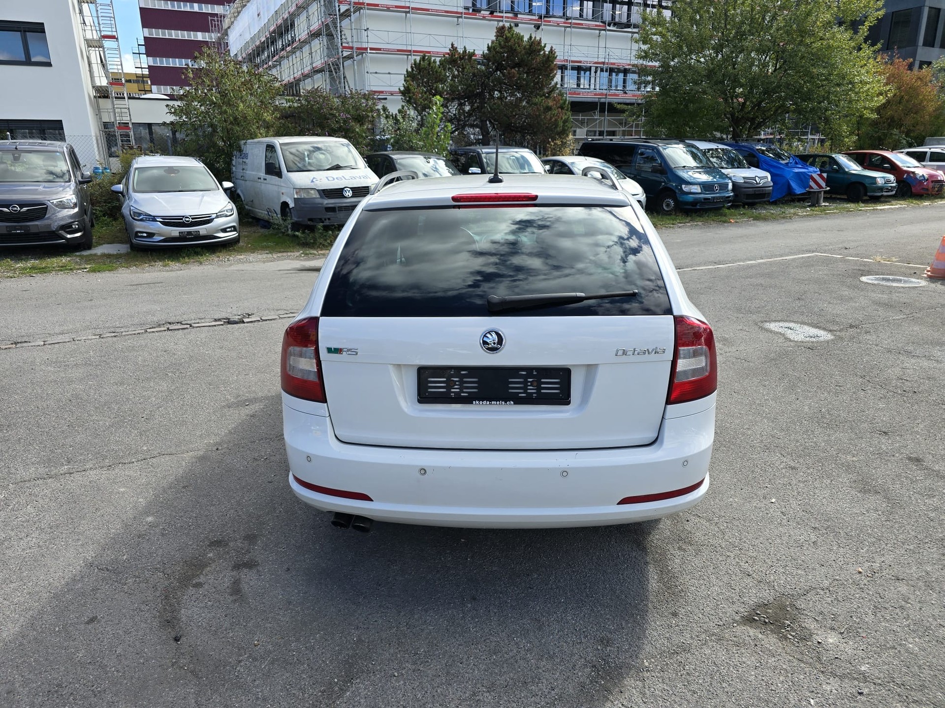 SKODA Octavia Combi 2.0 TSI RS-image-3