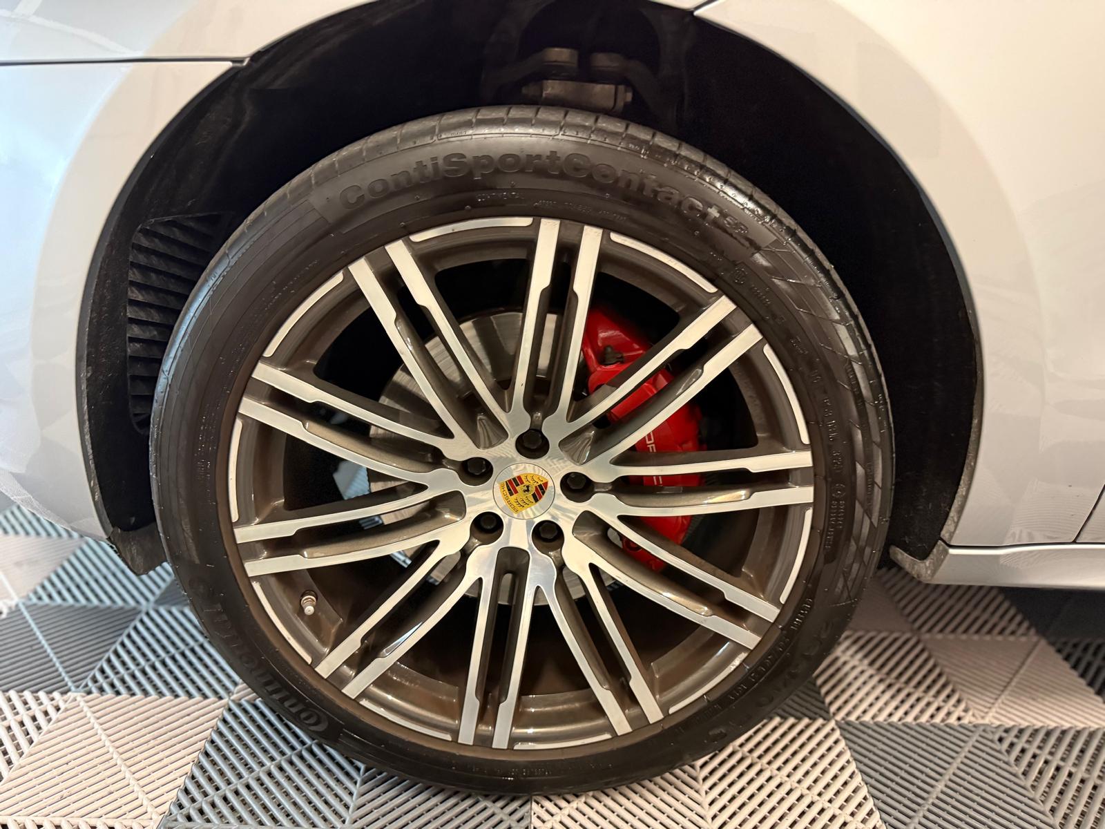 PORSCHE Macan GTS PDK *Toit Ouvrant*Carplay*-image-31
