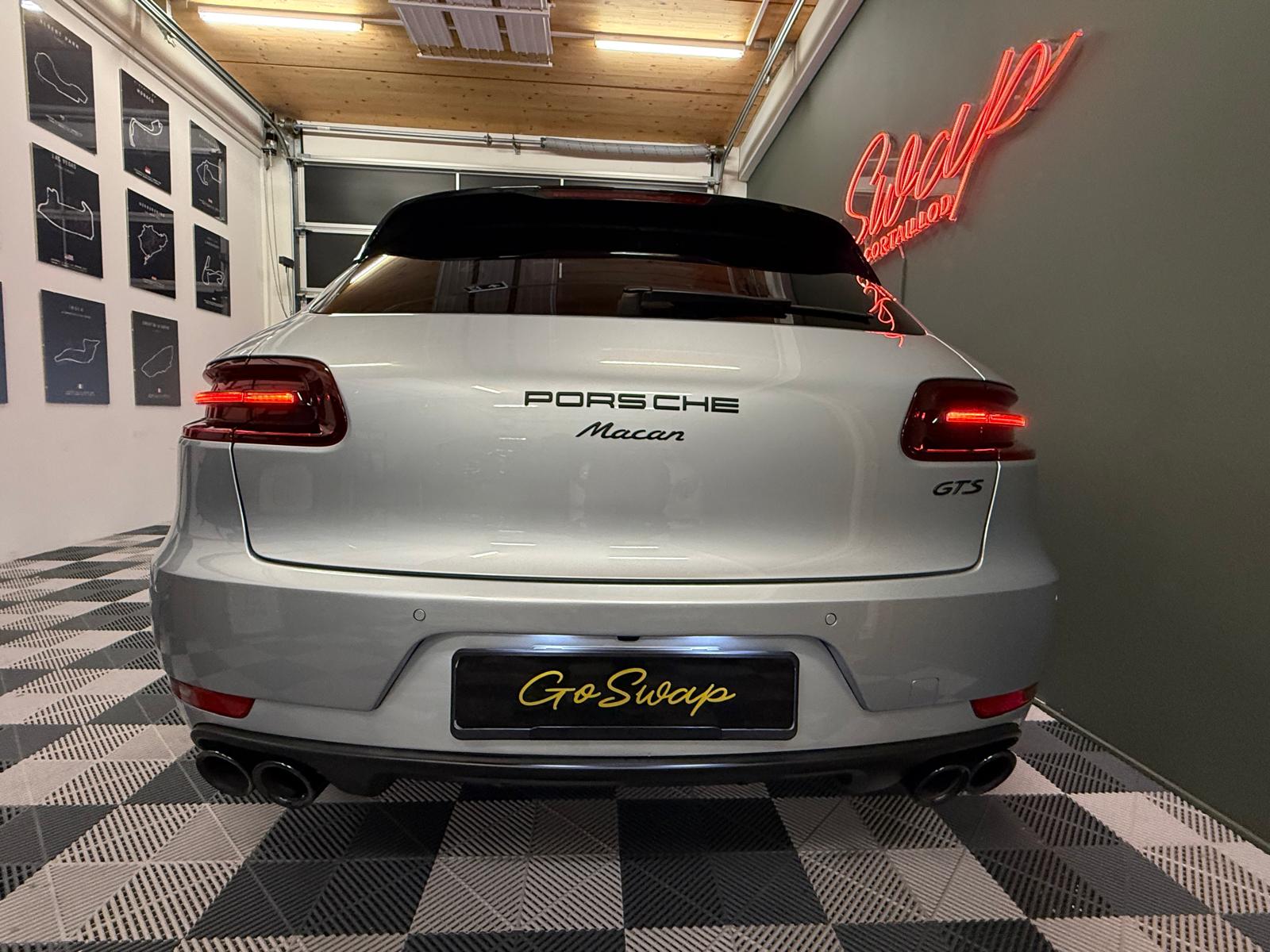 PORSCHE Macan GTS PDK *Toit Ouvrant*Carplay*-image-4