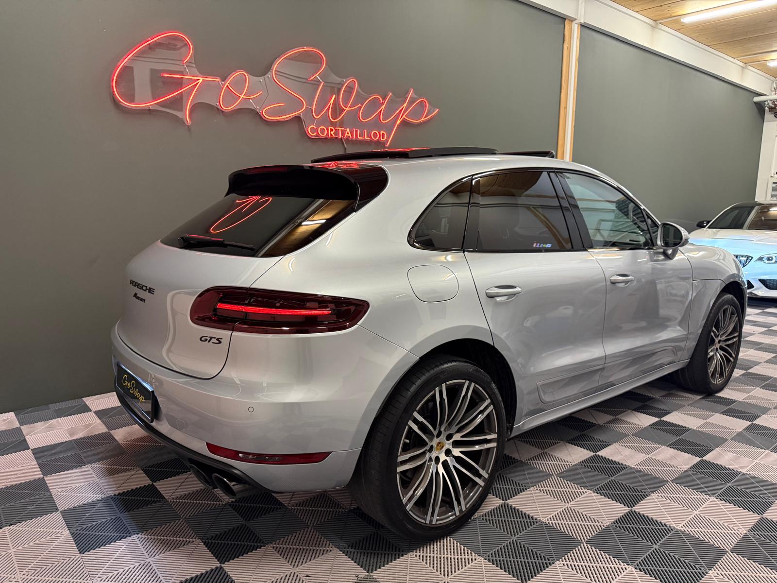 PORSCHE Macan GTS PDK *Toit Ouvrant*Carplay*-image-5