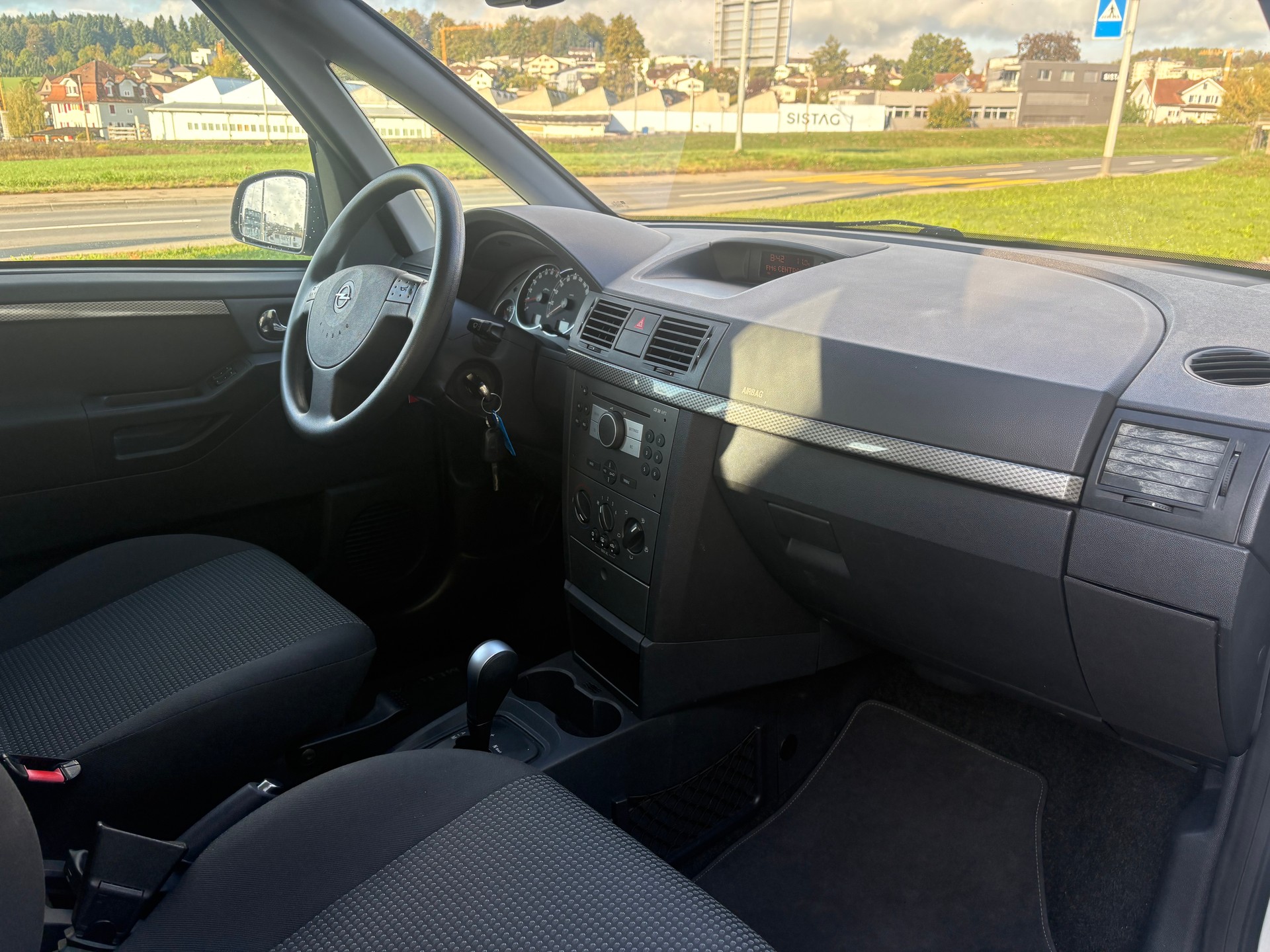 OPEL Meriva 1.8i 16V Enjoy-image-9
