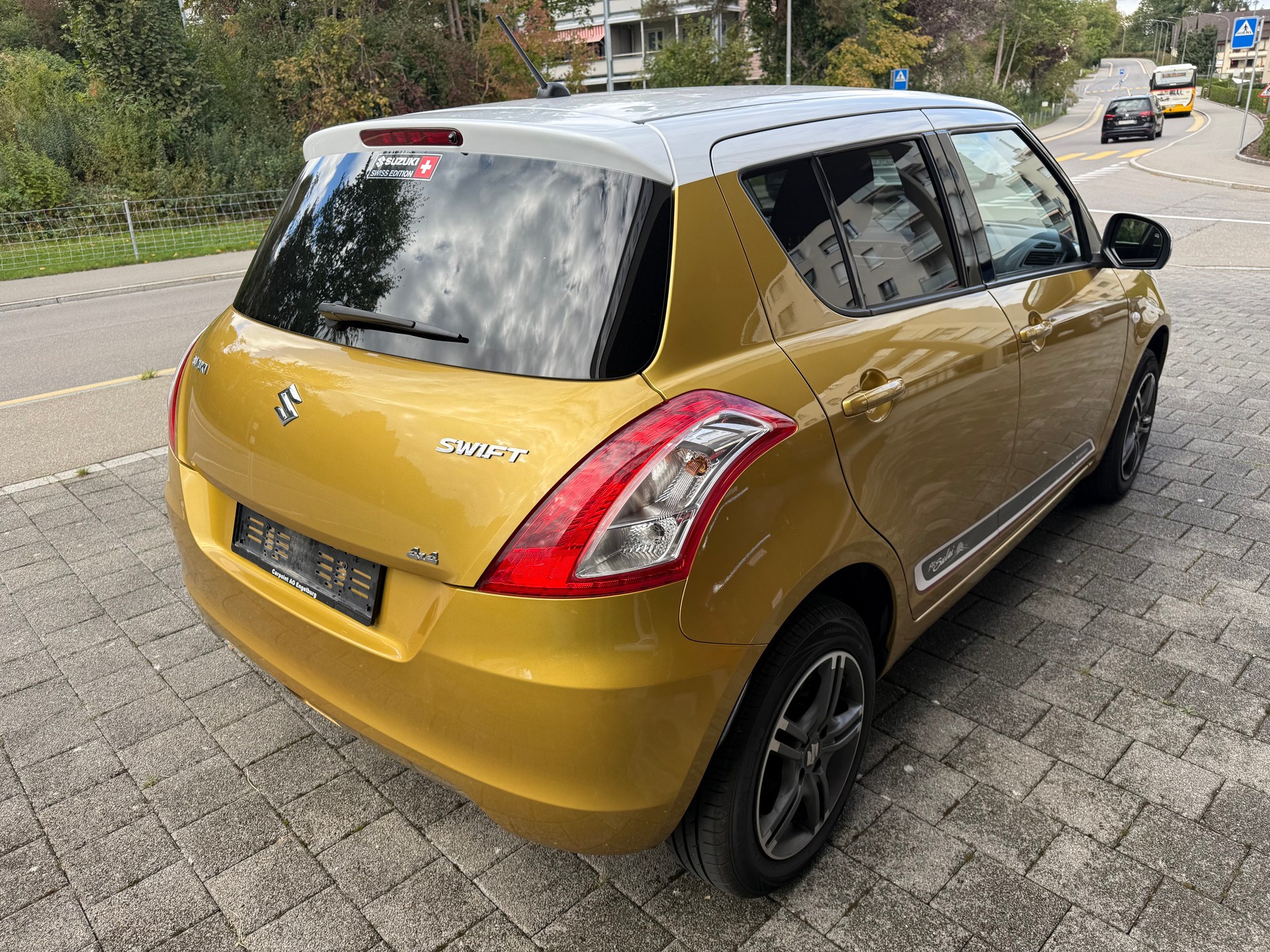 SUZUKI Swift 1.2i 16V PizSulai 4x4-image-8