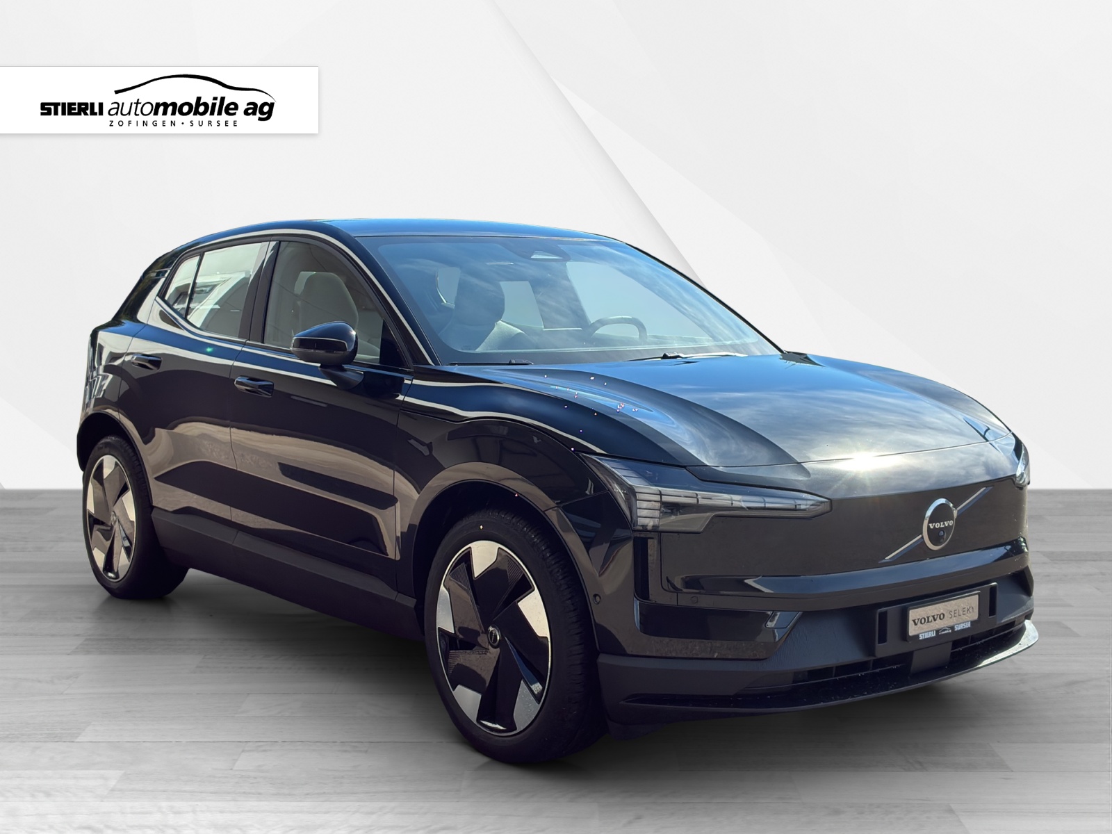 VOLVO EX 30 E60 Twin Ultra Performance AWD-image-2