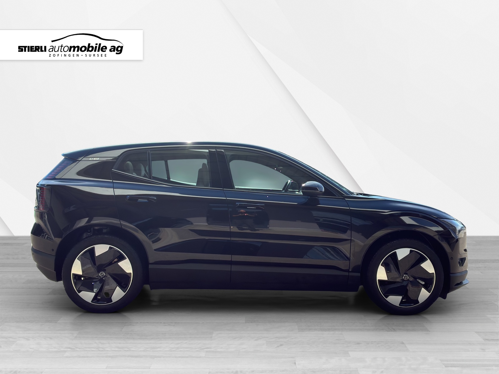 VOLVO EX 30 E60 Twin Ultra Performance AWD-image-3