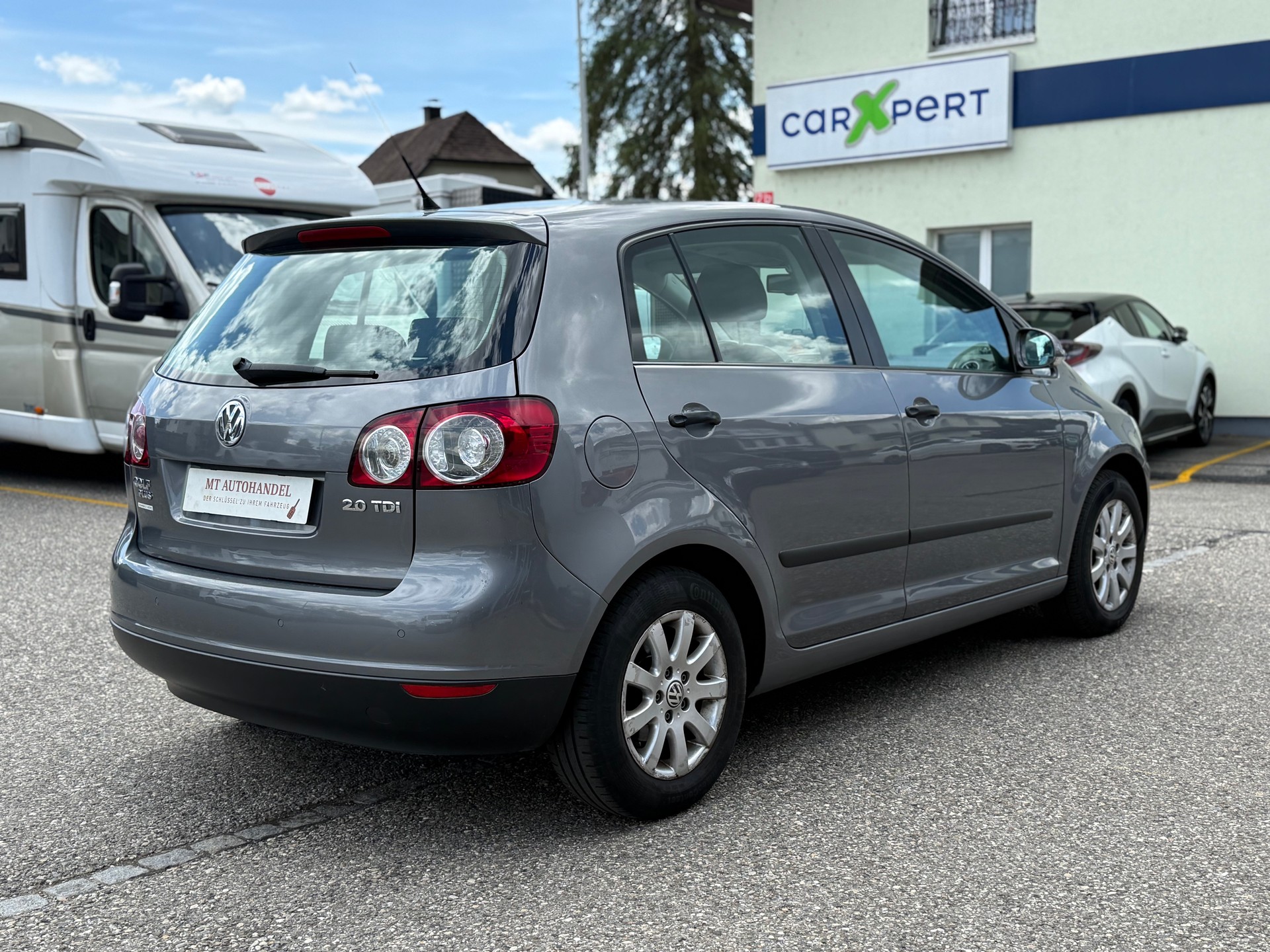 VW Golf Plus 2.0 TDI Comfortline-image-3