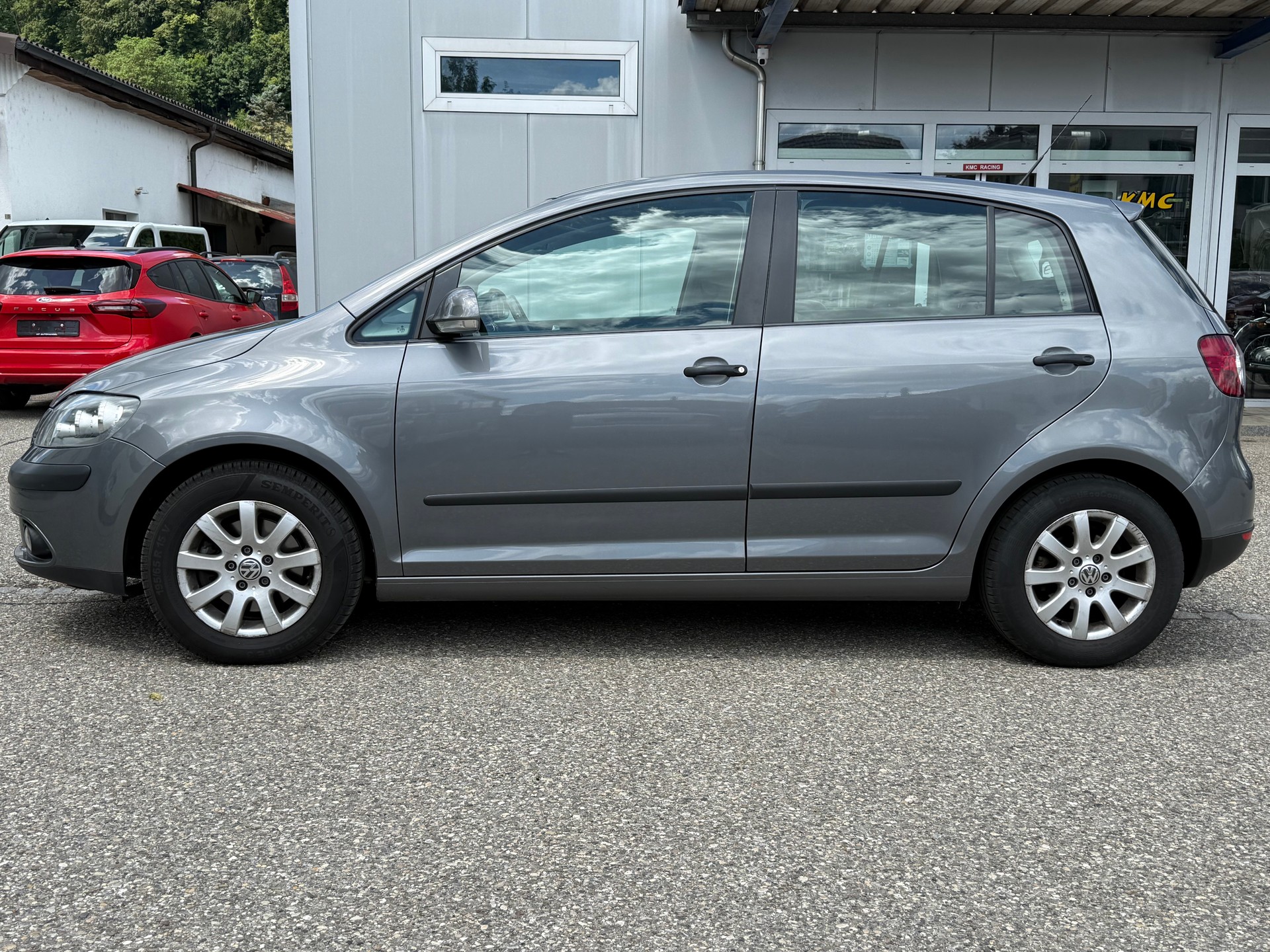VW Golf Plus 2.0 TDI Comfortline-image-6