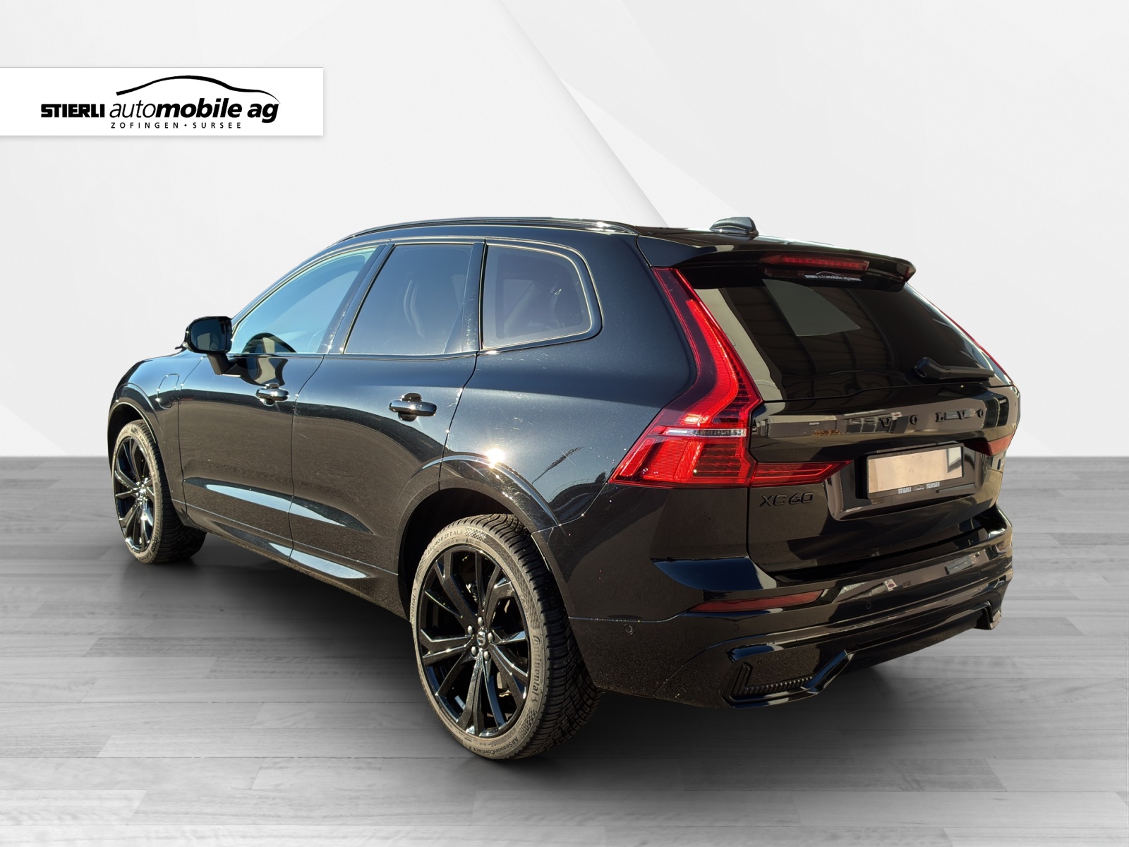 VOLVO XC60 2.0 T8 TE XCENTRIC Black Edition eAWD-image-6