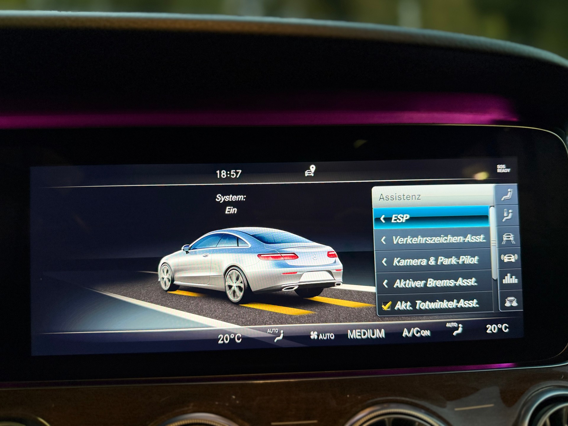 MERCEDES-BENZ E 400 Coupé AMG Line 4 Matic 9G-Tronic-image-18