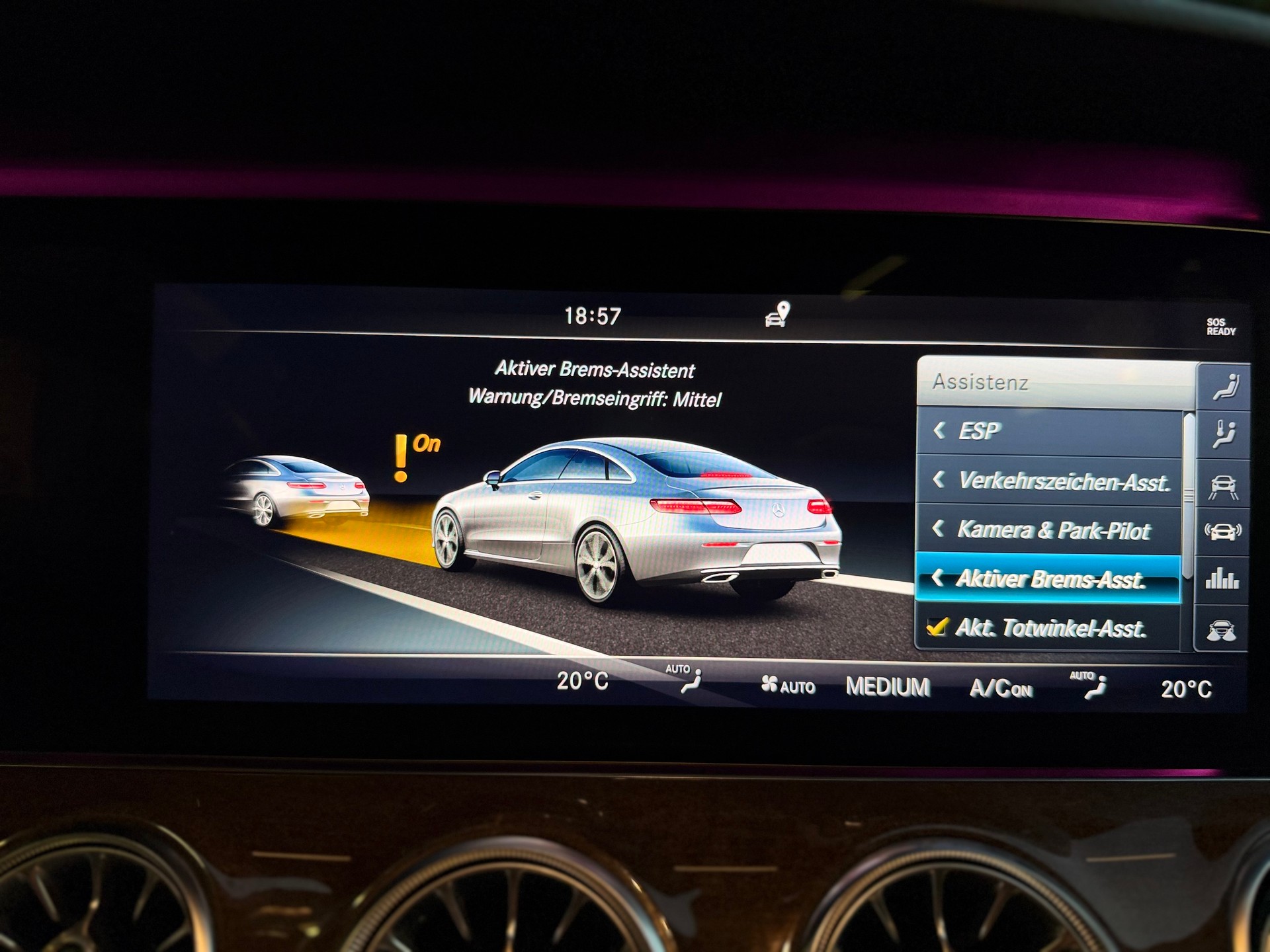 MERCEDES-BENZ E 400 Coupé AMG Line 4 Matic 9G-Tronic-image-21