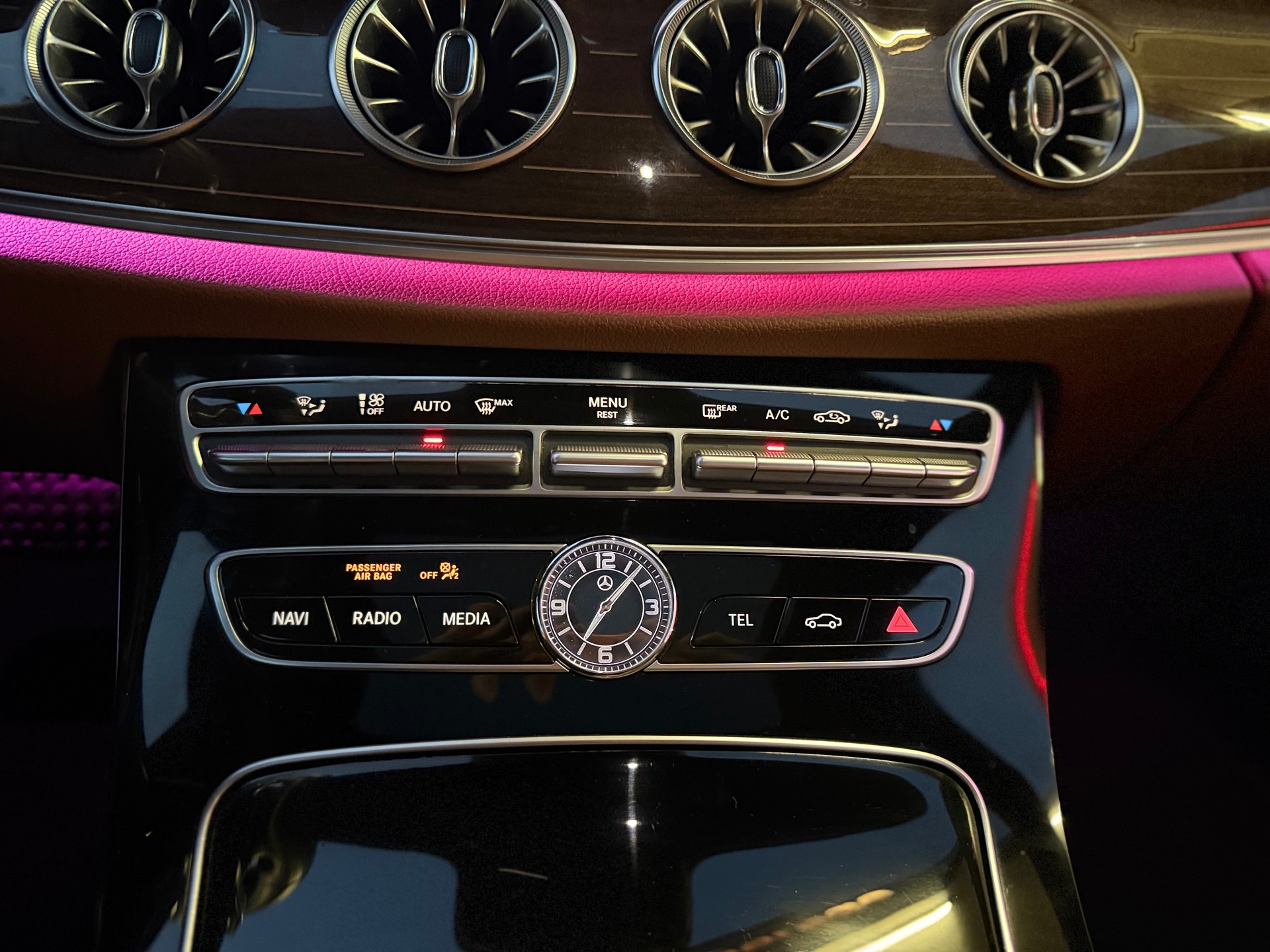 MERCEDES-BENZ E 400 Coupé AMG Line 4 Matic 9G-Tronic-image-15