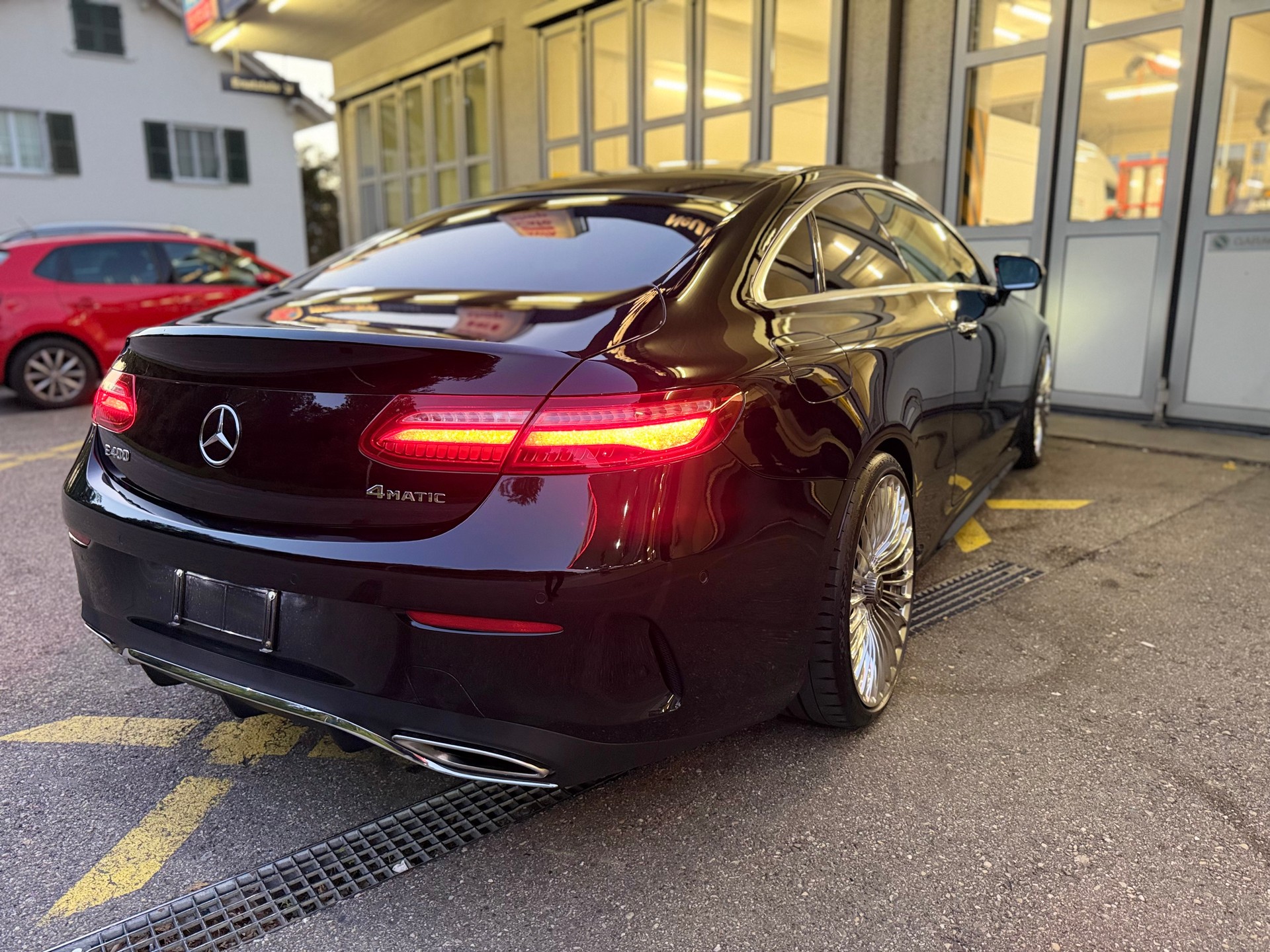 MERCEDES-BENZ E 400 Coupé AMG Line 4 Matic 9G-Tronic-image-4
