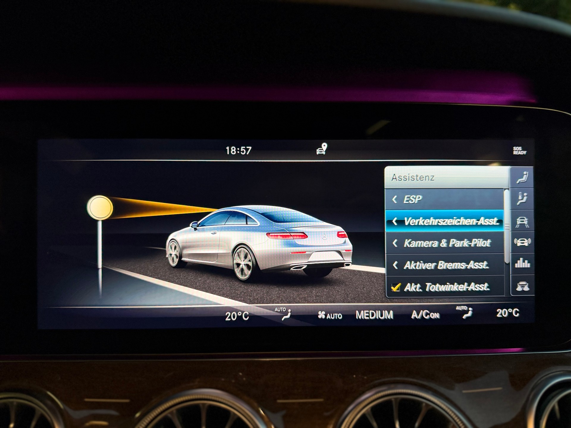 MERCEDES-BENZ E 400 Coupé AMG Line 4 Matic 9G-Tronic-image-19