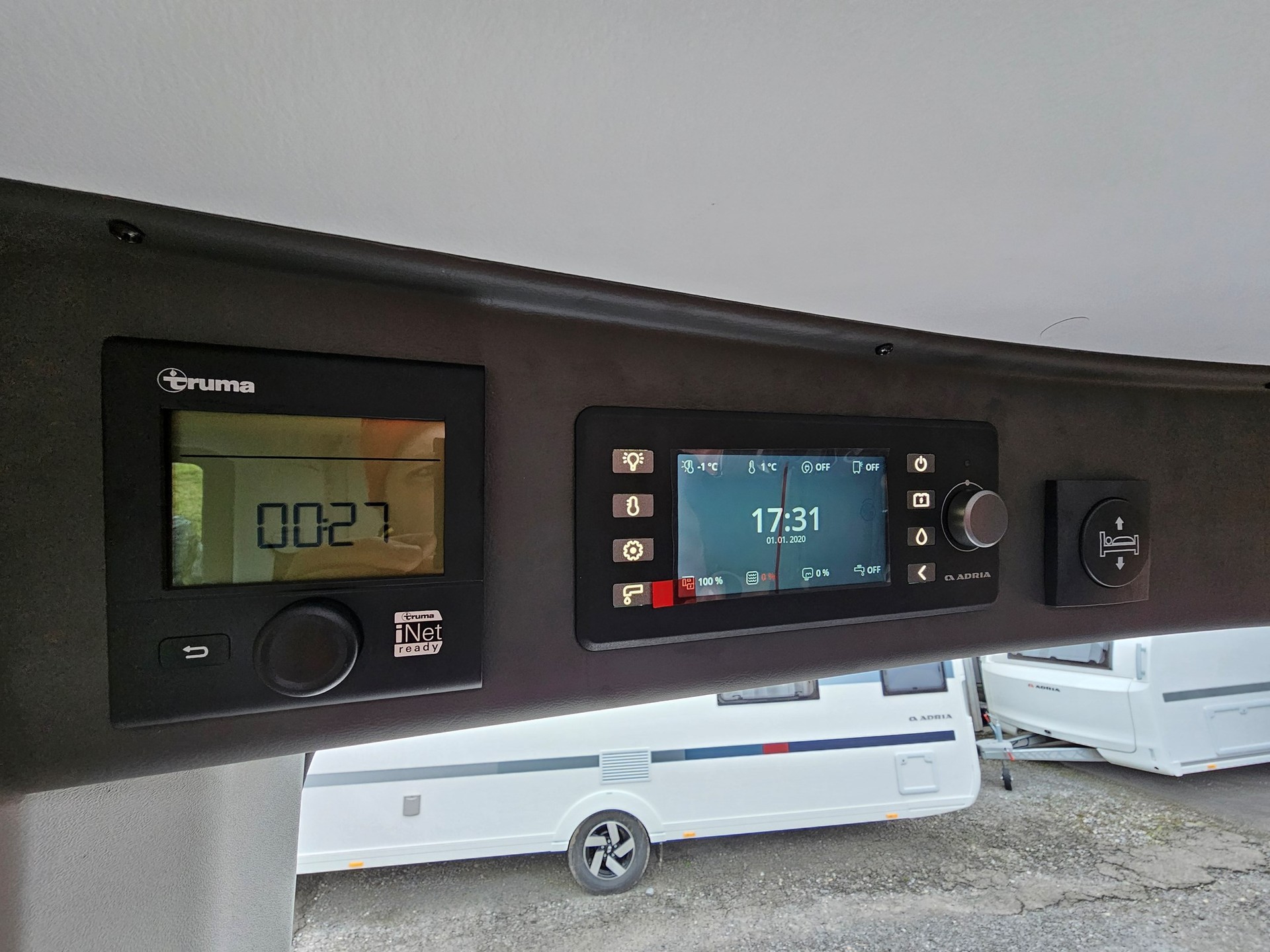 ADRIA TWIN MAX 680 SGX-image-20