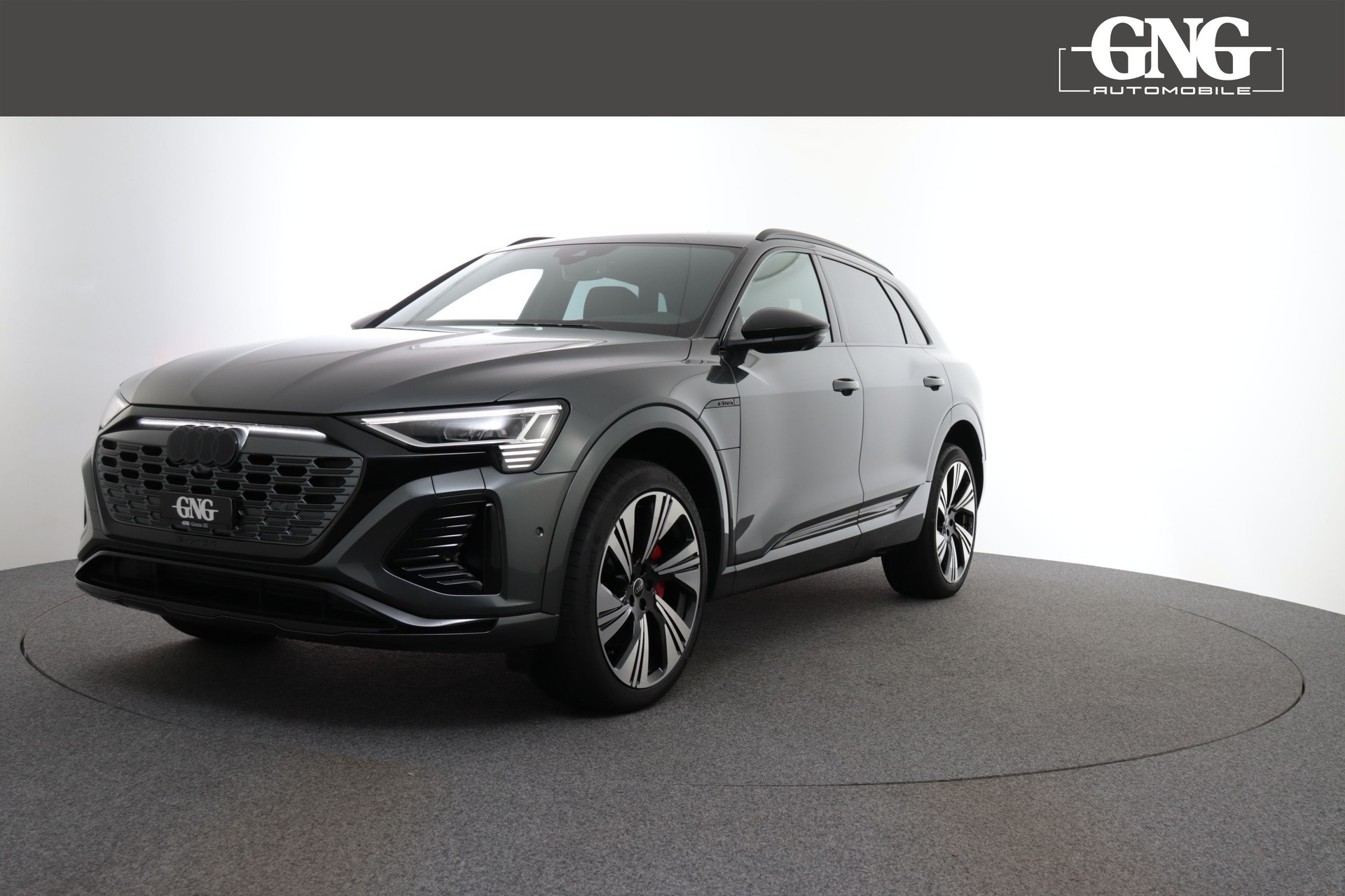 AUDI Q8 55 e-tron Black Edition quattro-image-0