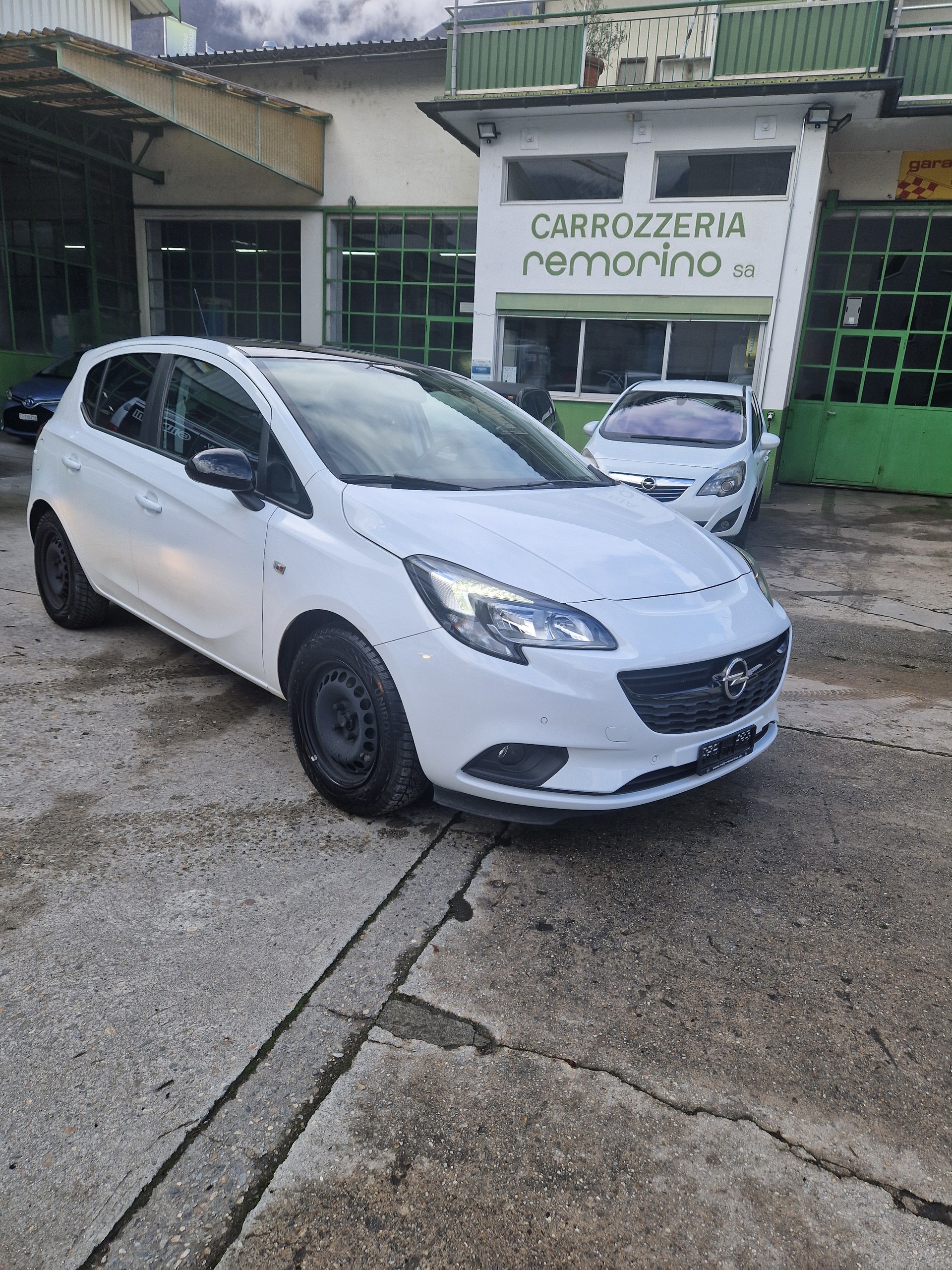 OPEL Corsa 1.0 Turbo eTEC Black Ed. S/S-showroom-element-2