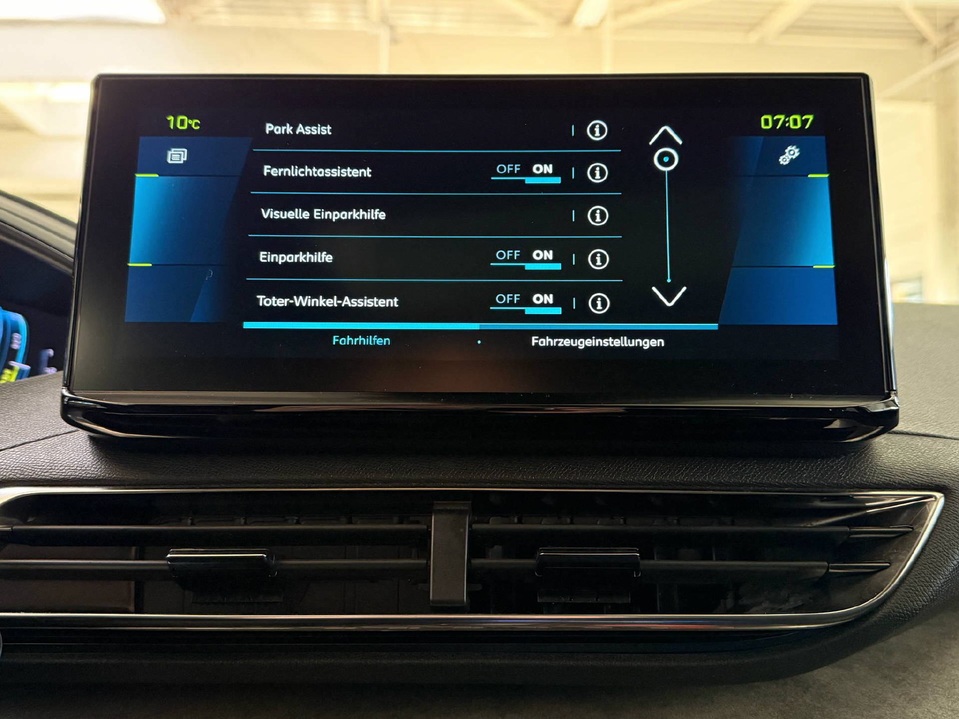 PEUGEOT 3008 1.6 Plug-in Hybrid GT-image-13
