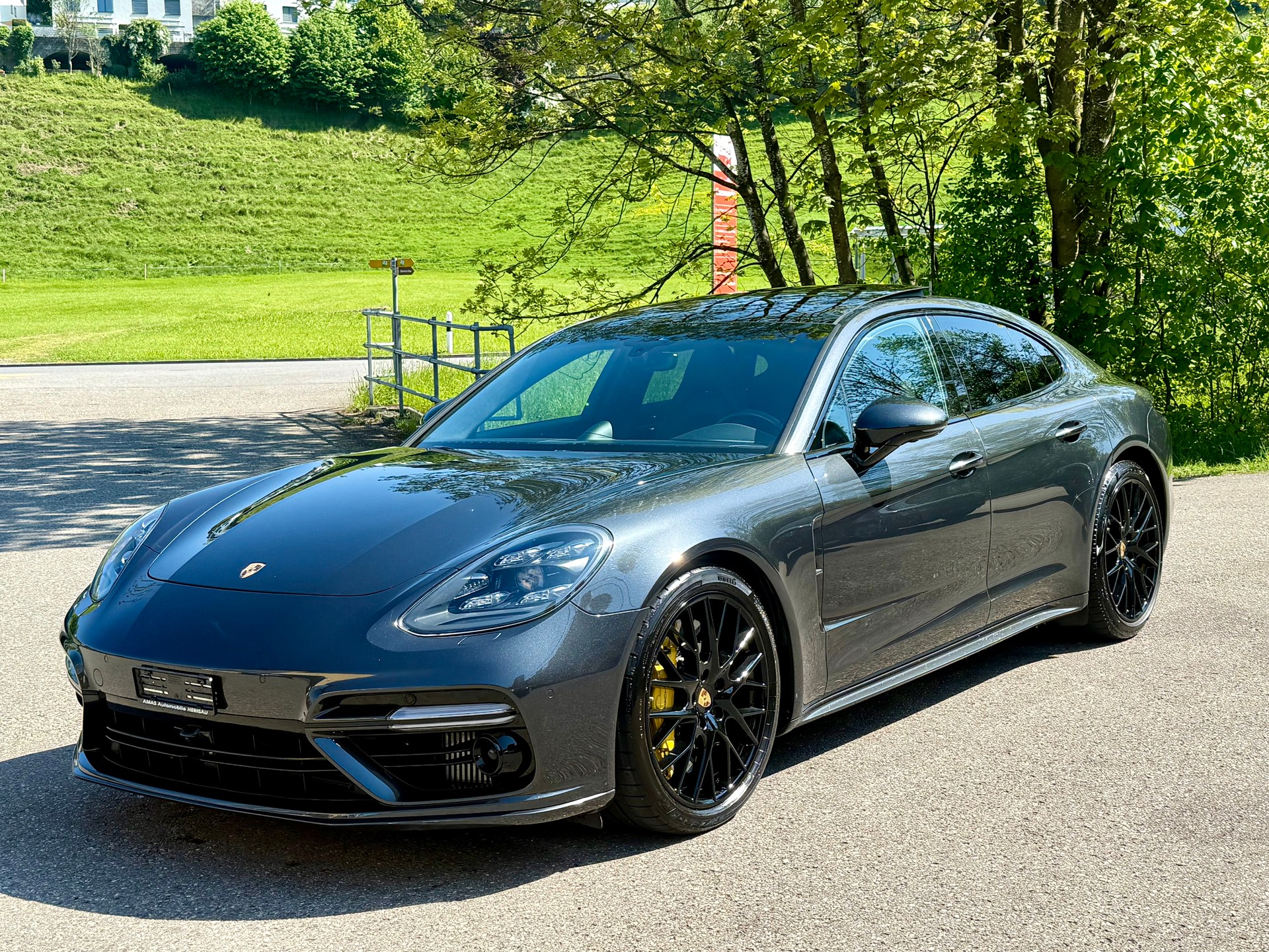 PORSCHE Panamera Turbo PDK-image-1
