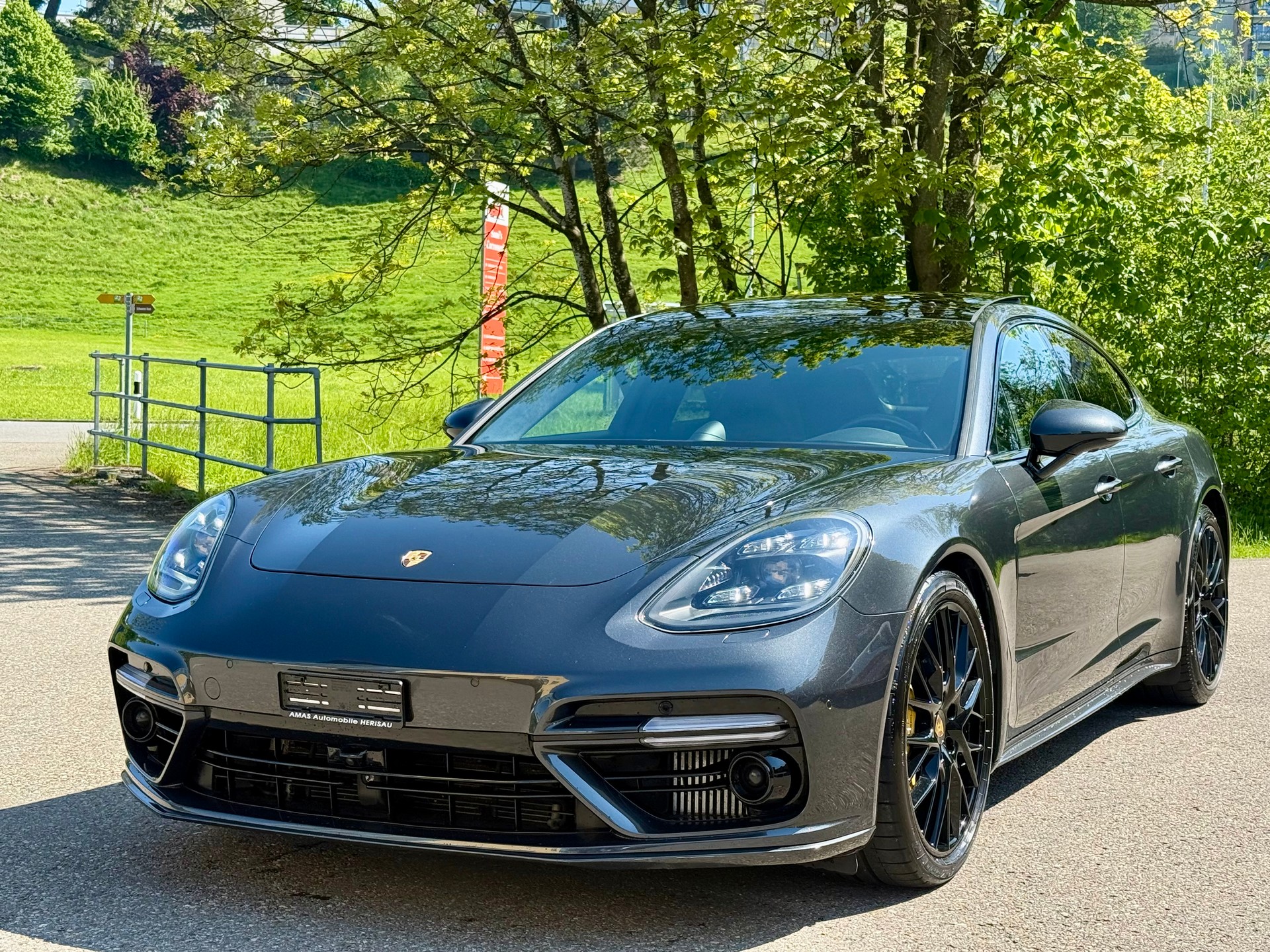 PORSCHE Panamera Turbo PDK-image-3