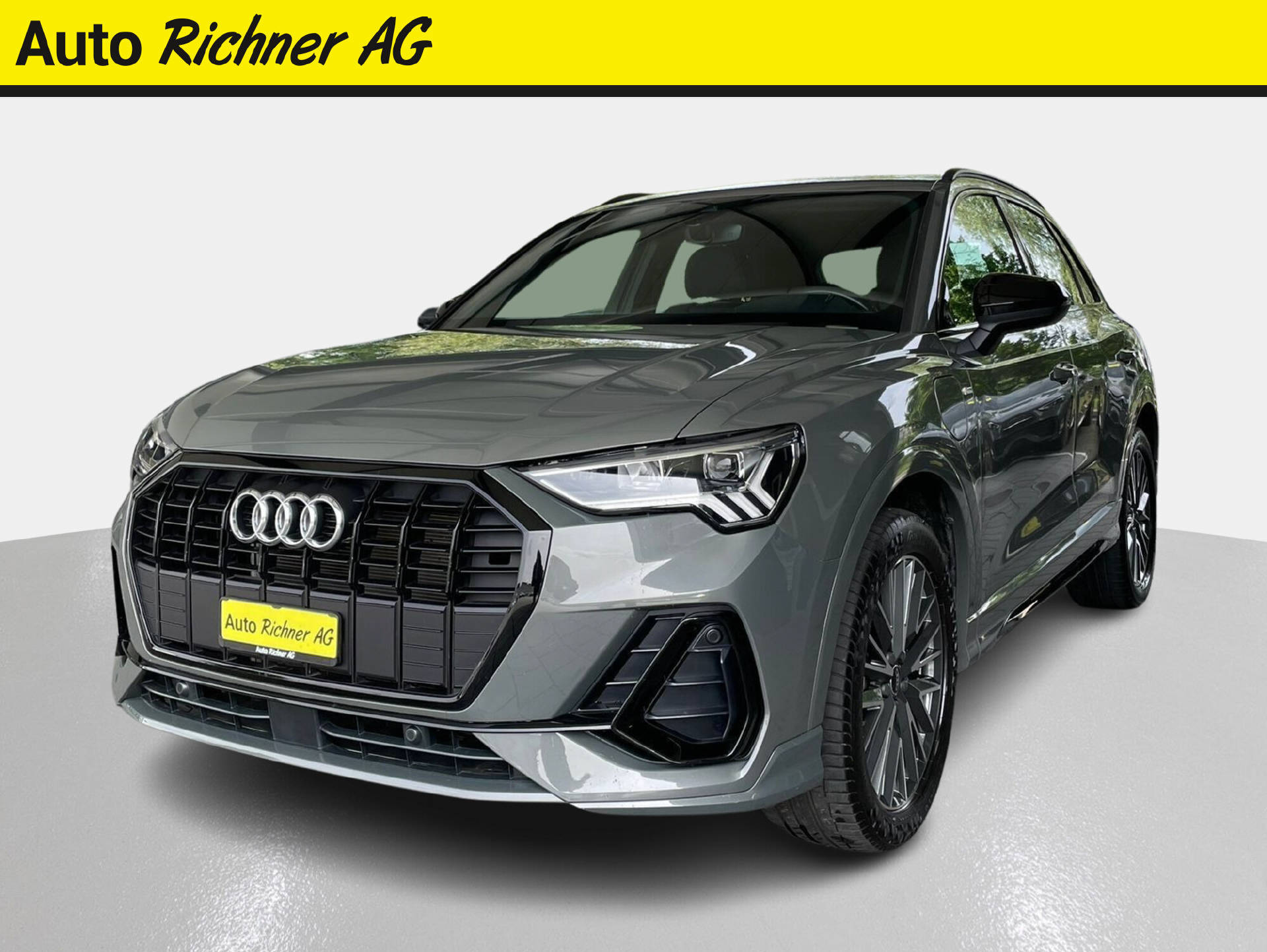 AUDI Q3 1.4 45 TFSI e S line S-Tronic-image-1