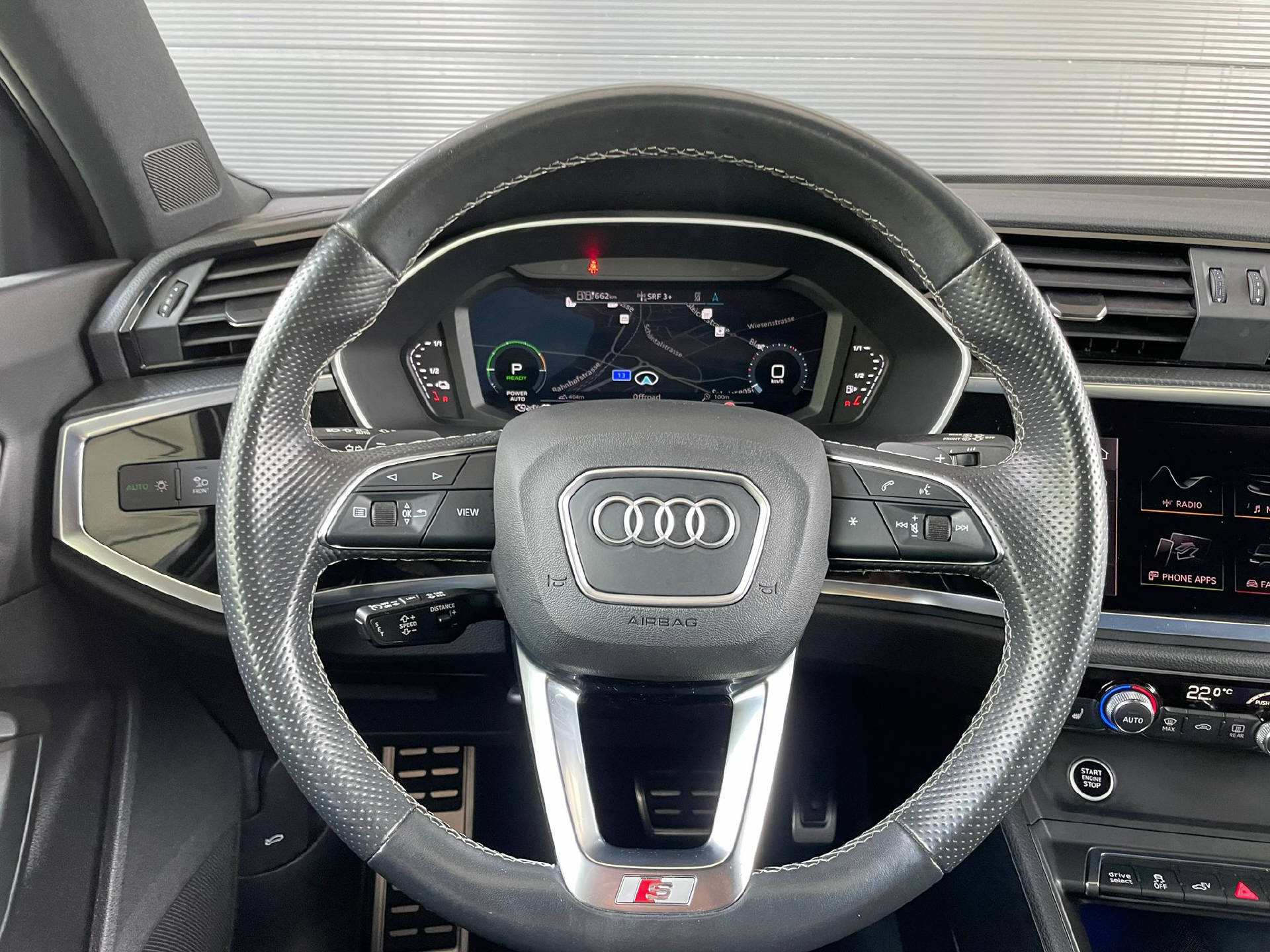 AUDI Q3 1.4 45 TFSI e S line S-Tronic-image-7