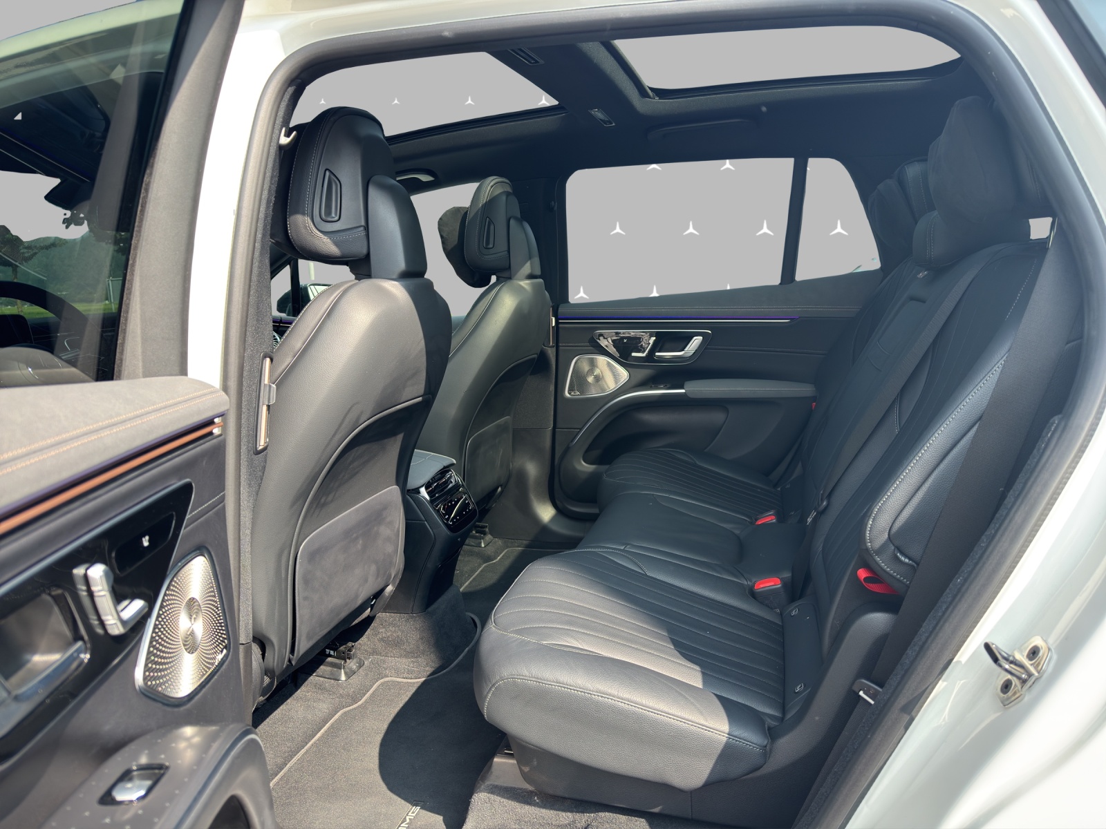 MERCEDES-BENZ EQS 450 SUV 4Matic AMG Line-image-9