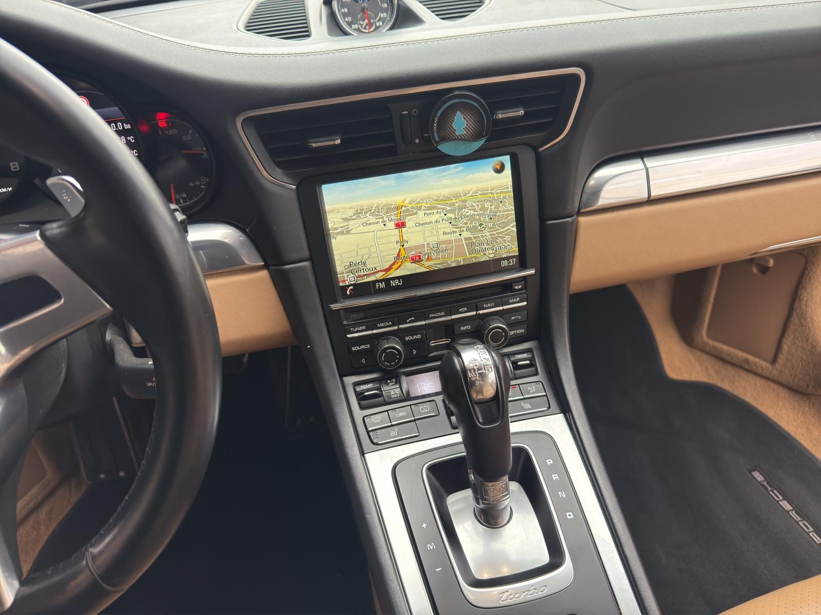 PORSCHE 911 Turbo Cabrio PDK-image-9