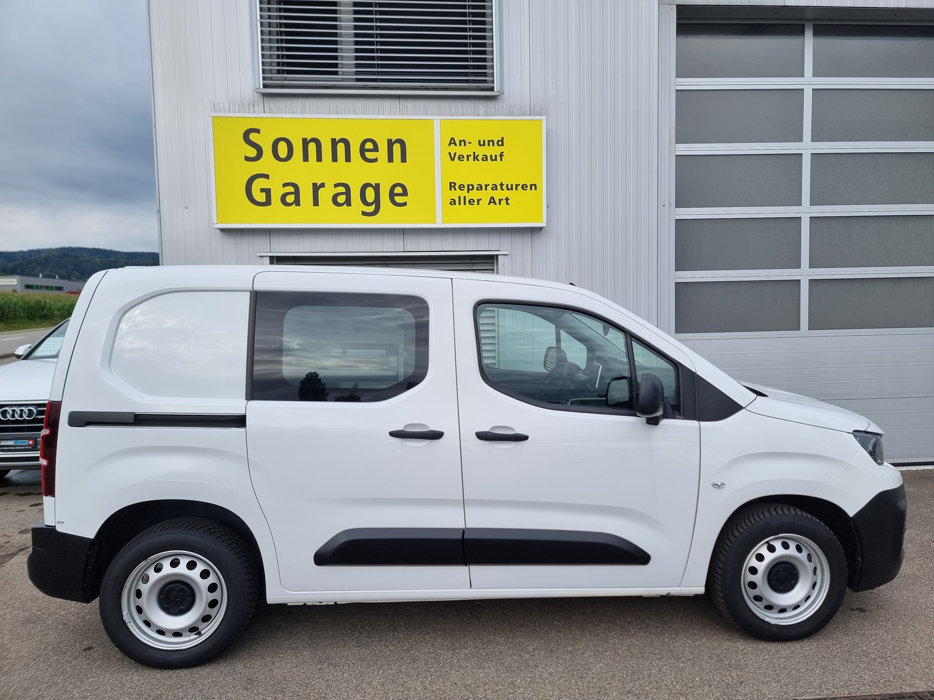 PEUGEOT Partner 1.5 Blue HDi s/s Asphalt 1000kg-image-9