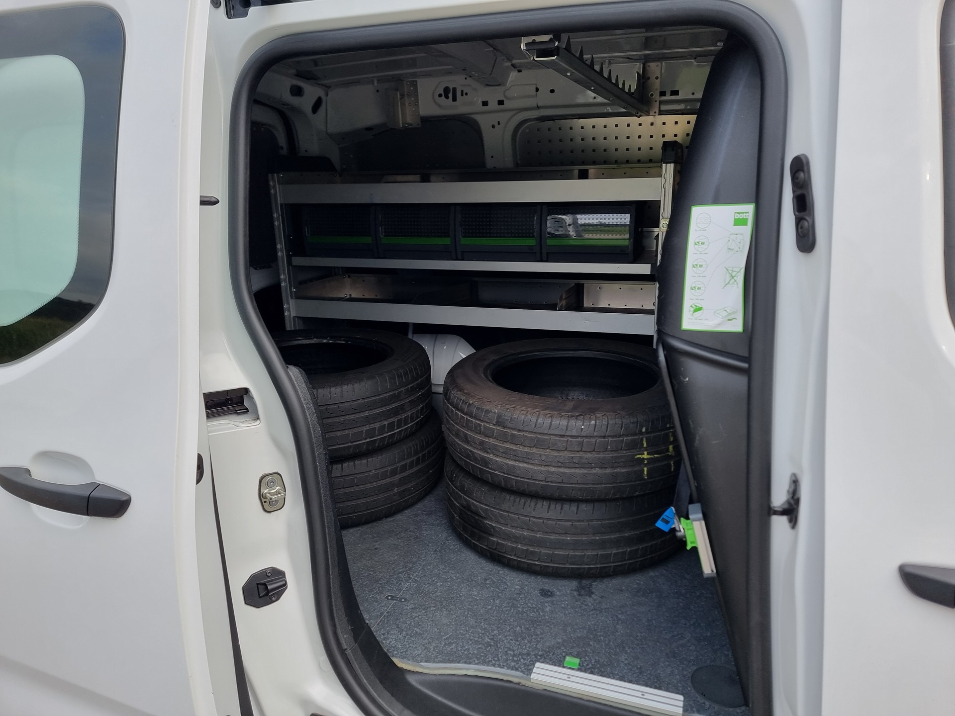 PEUGEOT Partner 1.5 Blue HDi s/s Asphalt 1000kg-image-11
