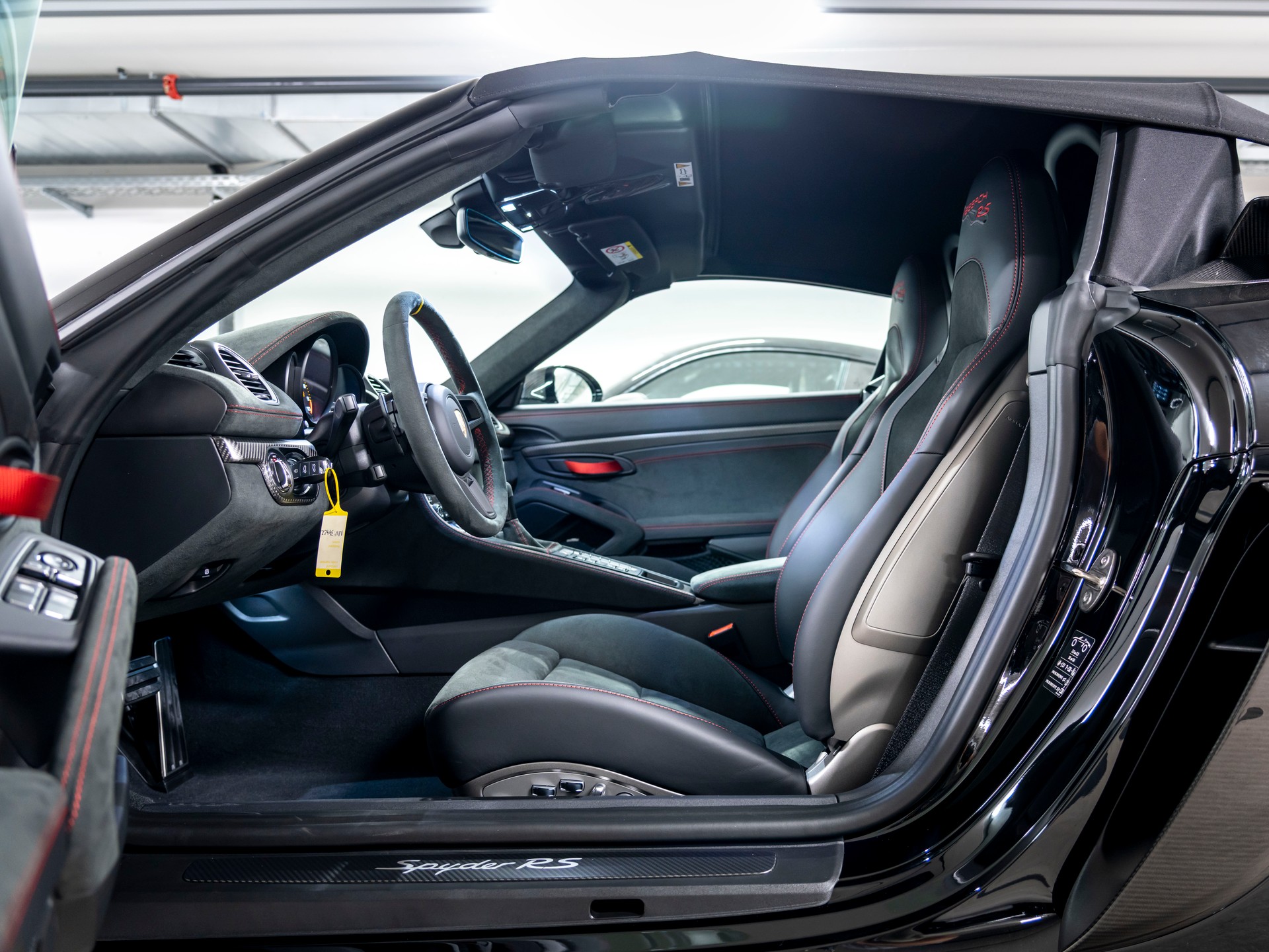PORSCHE 718 Boxster Spyder RS PDK-image-16