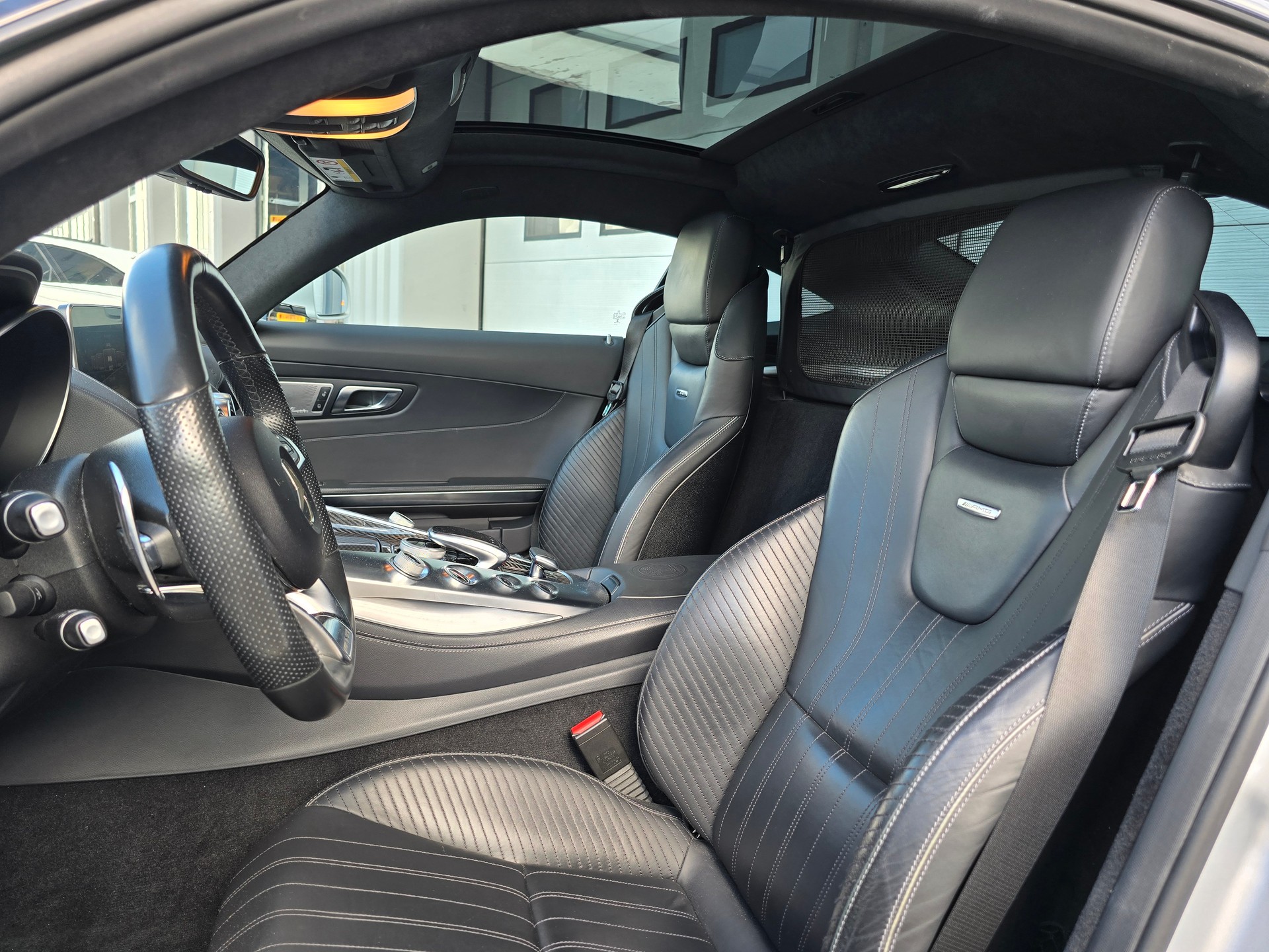 MERCEDES-BENZ AMG GT S Speedshift DCT-image-9