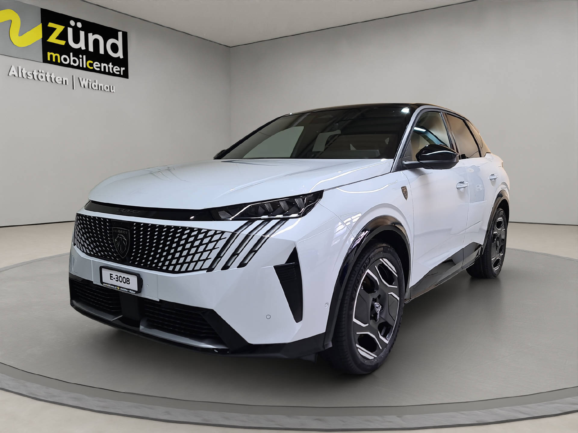 PEUGEOT E-3008 Launch Edition 4x4-image-0
