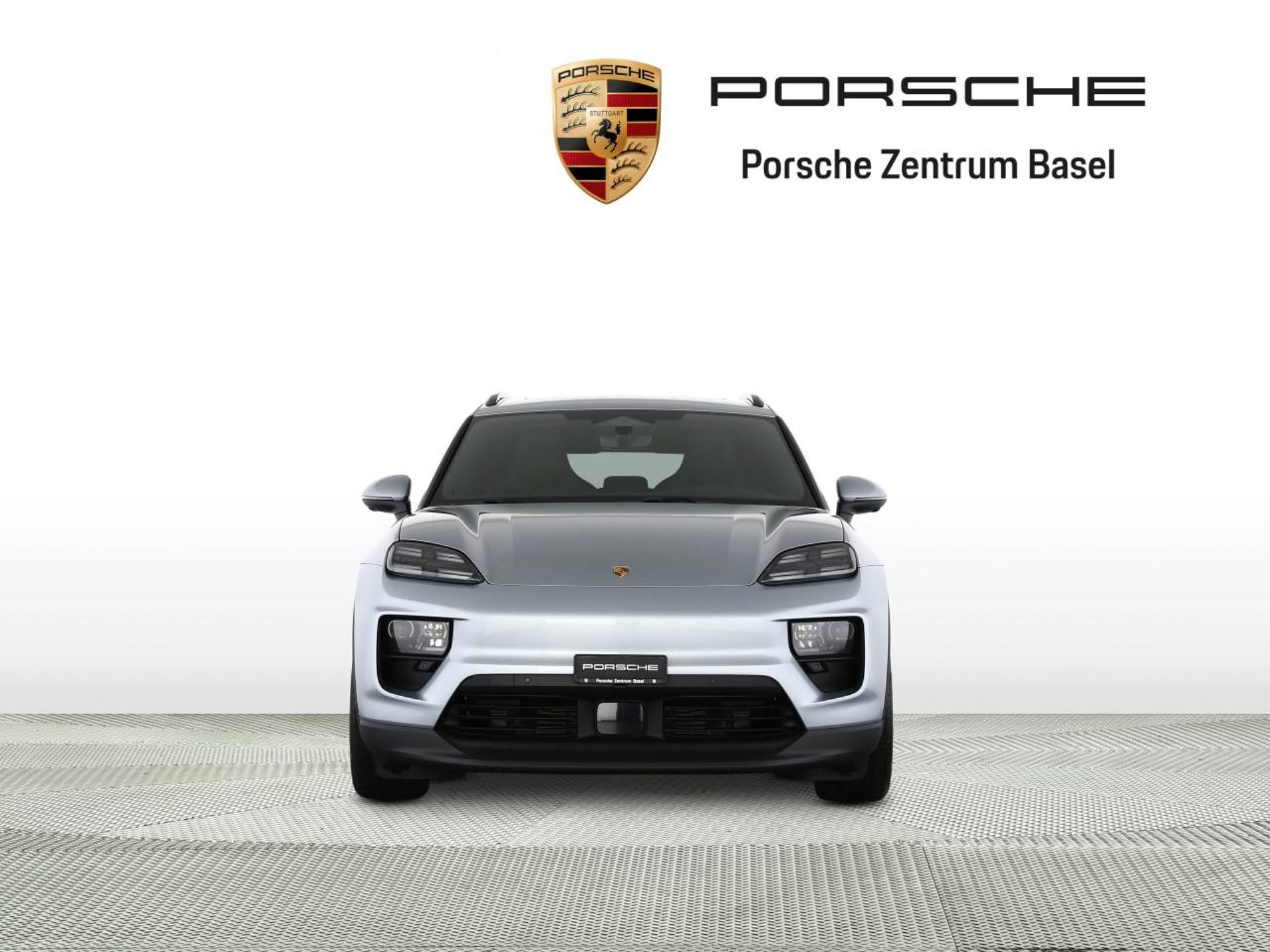 PORSCHE Macan 4-image-6