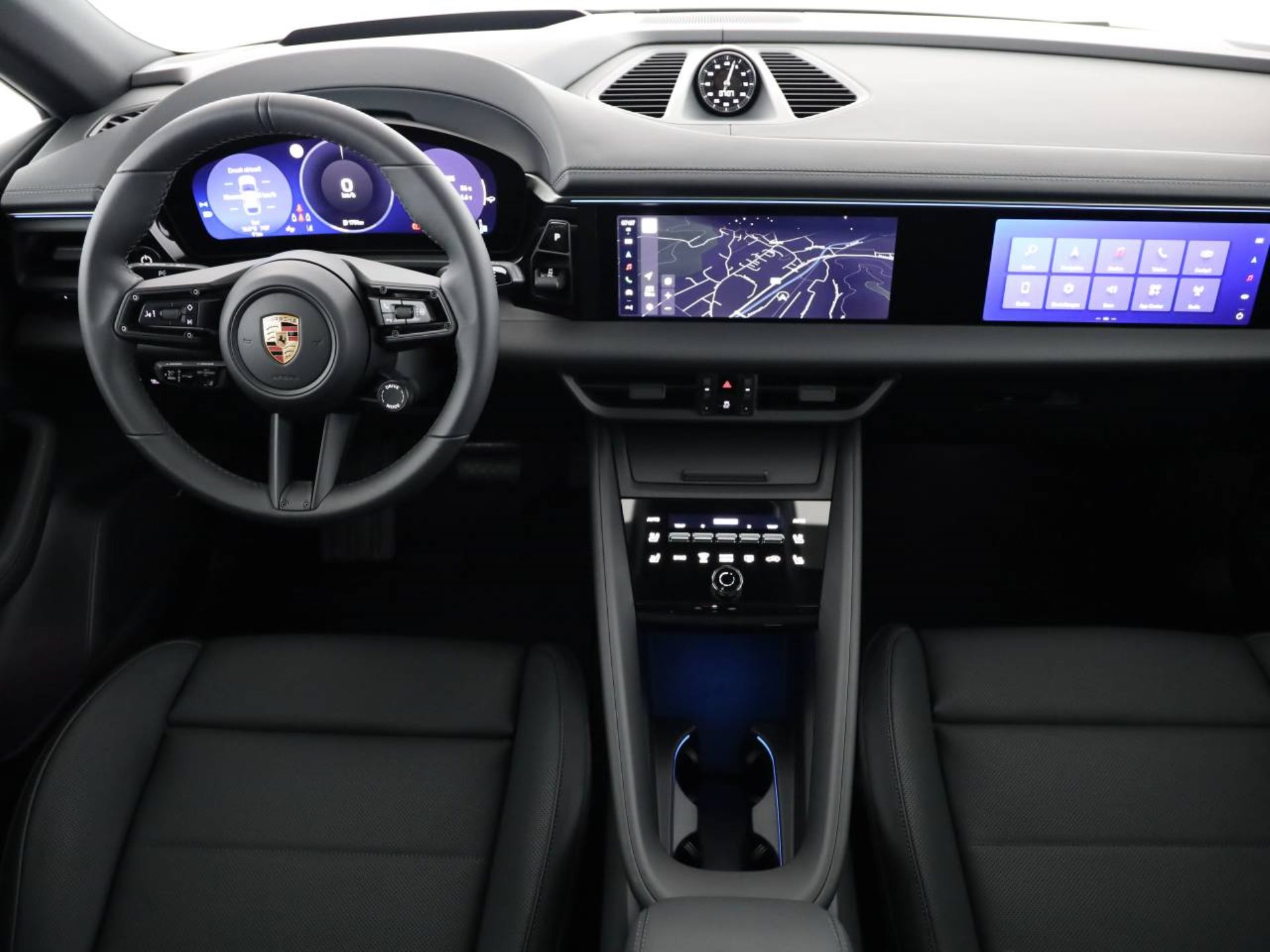 PORSCHE Macan 4-image-10