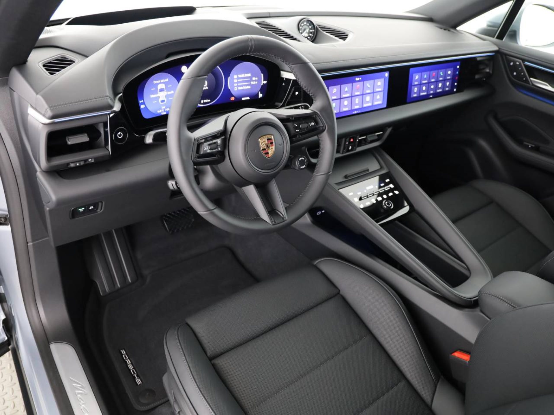 PORSCHE Macan 4-image-3