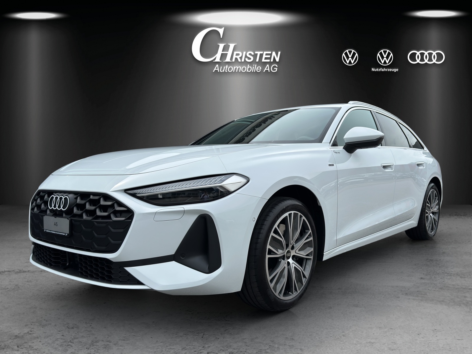 AUDI A5 Avant e-hybrid quattro Attraction 220 kW S tronic-image-0