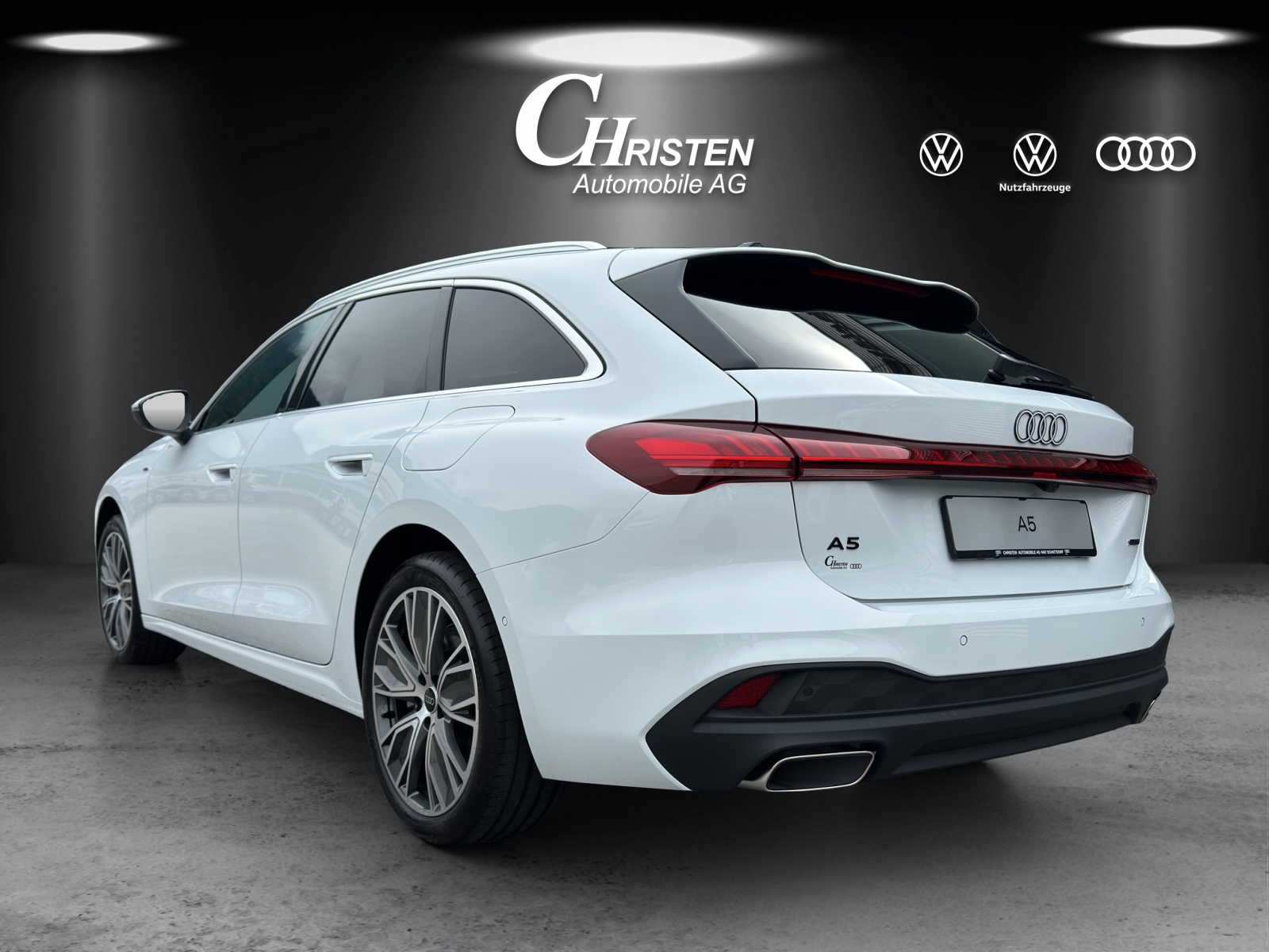 AUDI A5 Avant e-hybrid quattro Attraction 220 kW S tronic-image-3