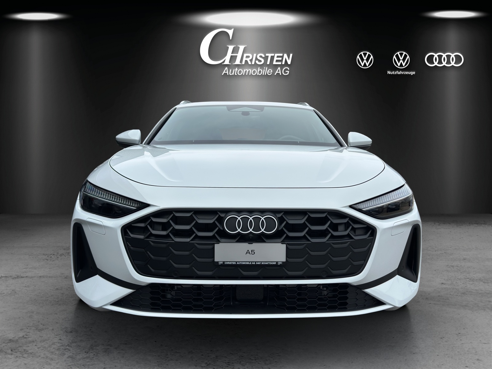 AUDI A5 Avant e-hybrid quattro Attraction 220 kW S tronic-image-2