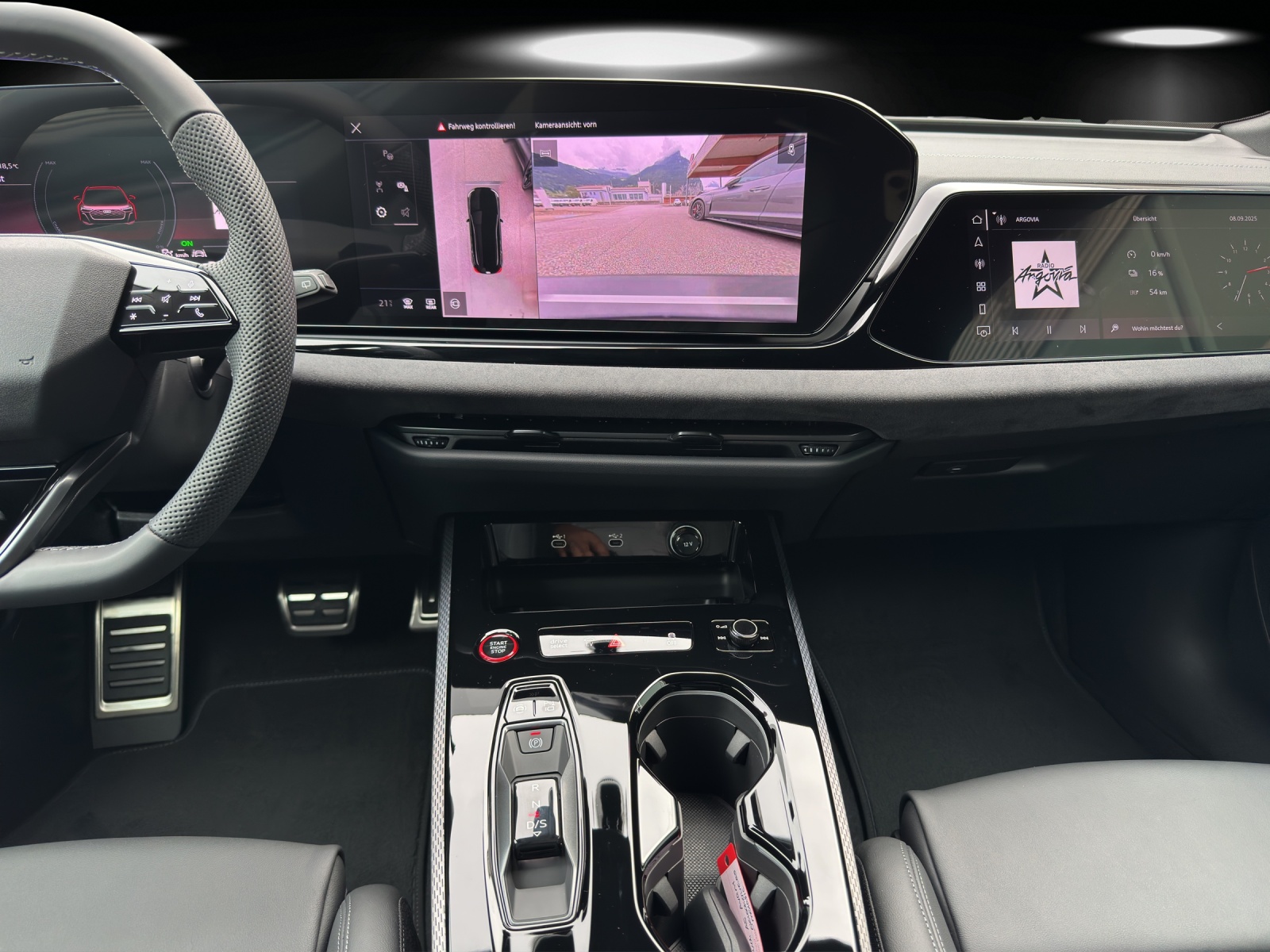AUDI A5 Avant e-hybrid quattro Attraction 220 kW S tronic-image-11