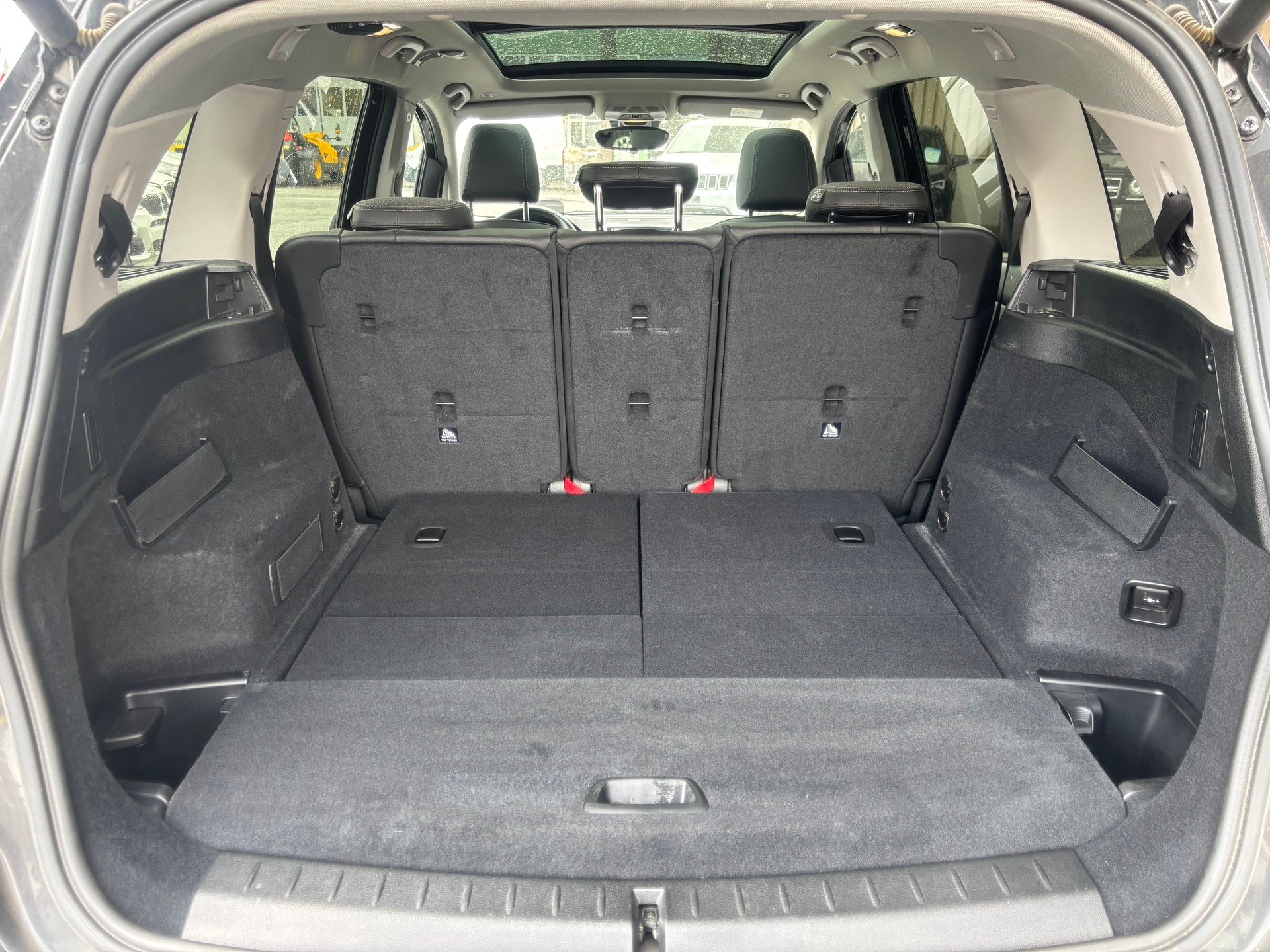 BMW 218d xDrive Gran Tourer Steptronic Sport Line-image-14