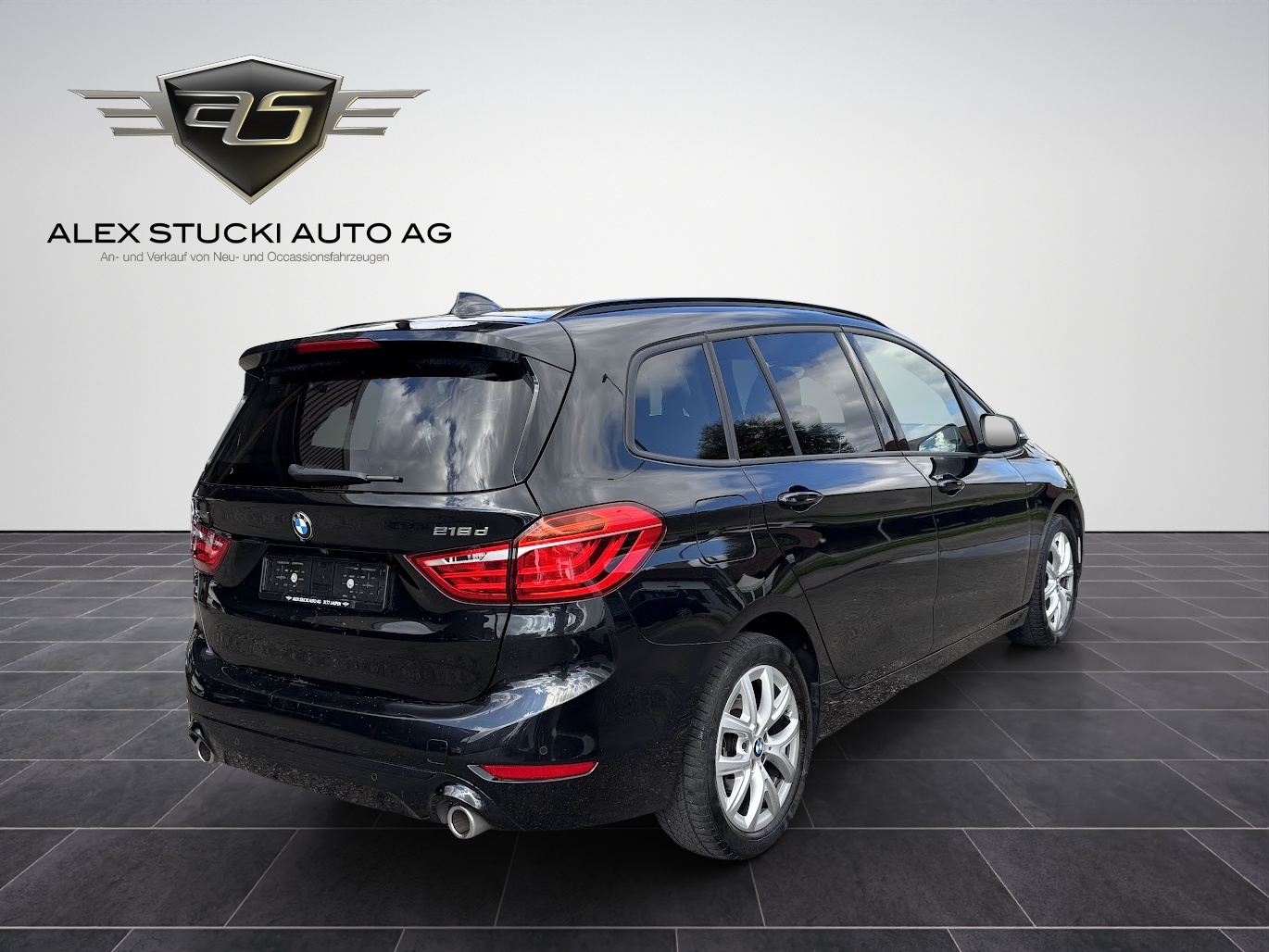 BMW 218d xDrive Gran Tourer Steptronic Sport Line-image-7