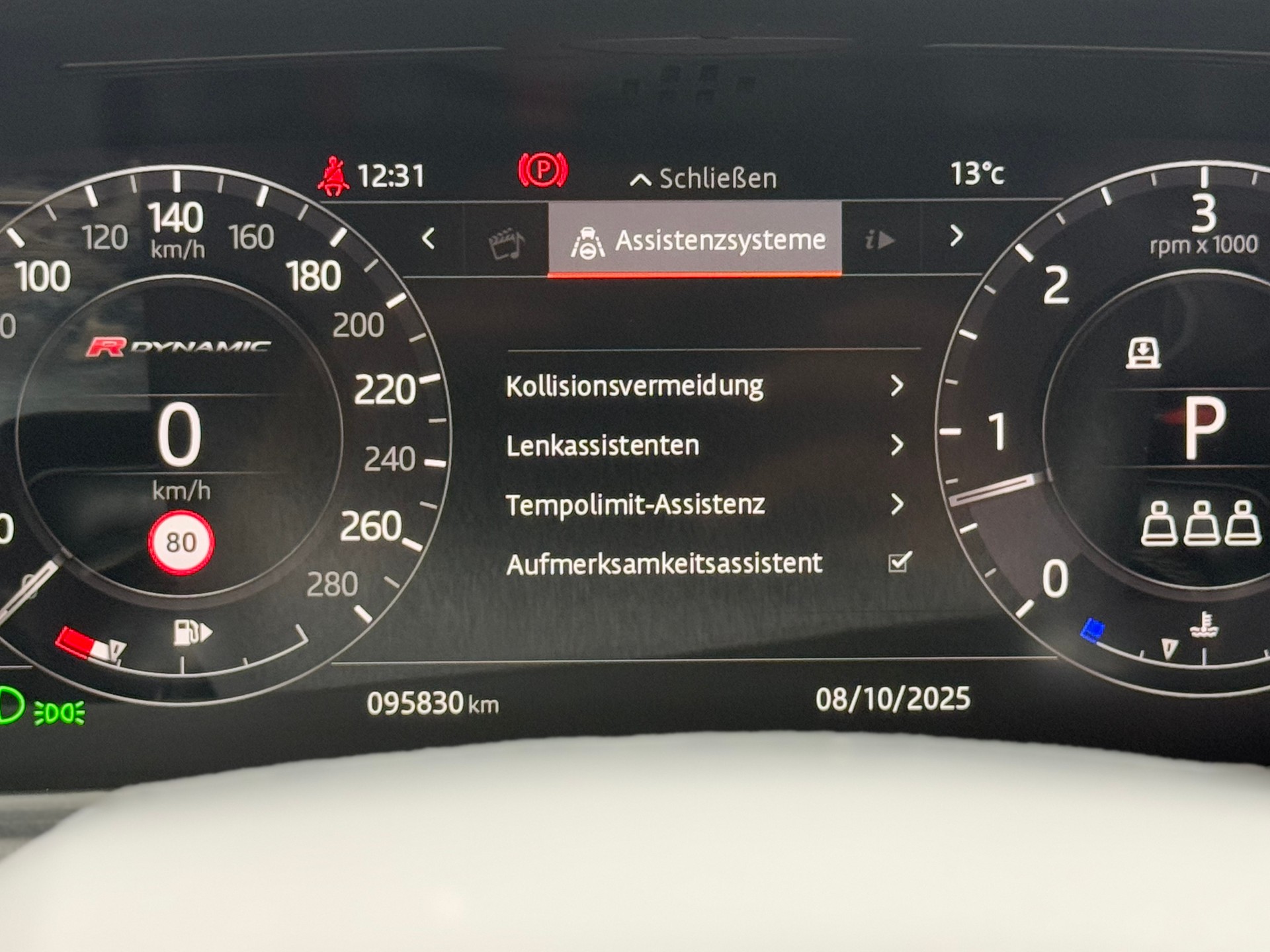 LAND ROVER Range Rover Velar R-Dynamic D 300 SE Automatic-image-21
