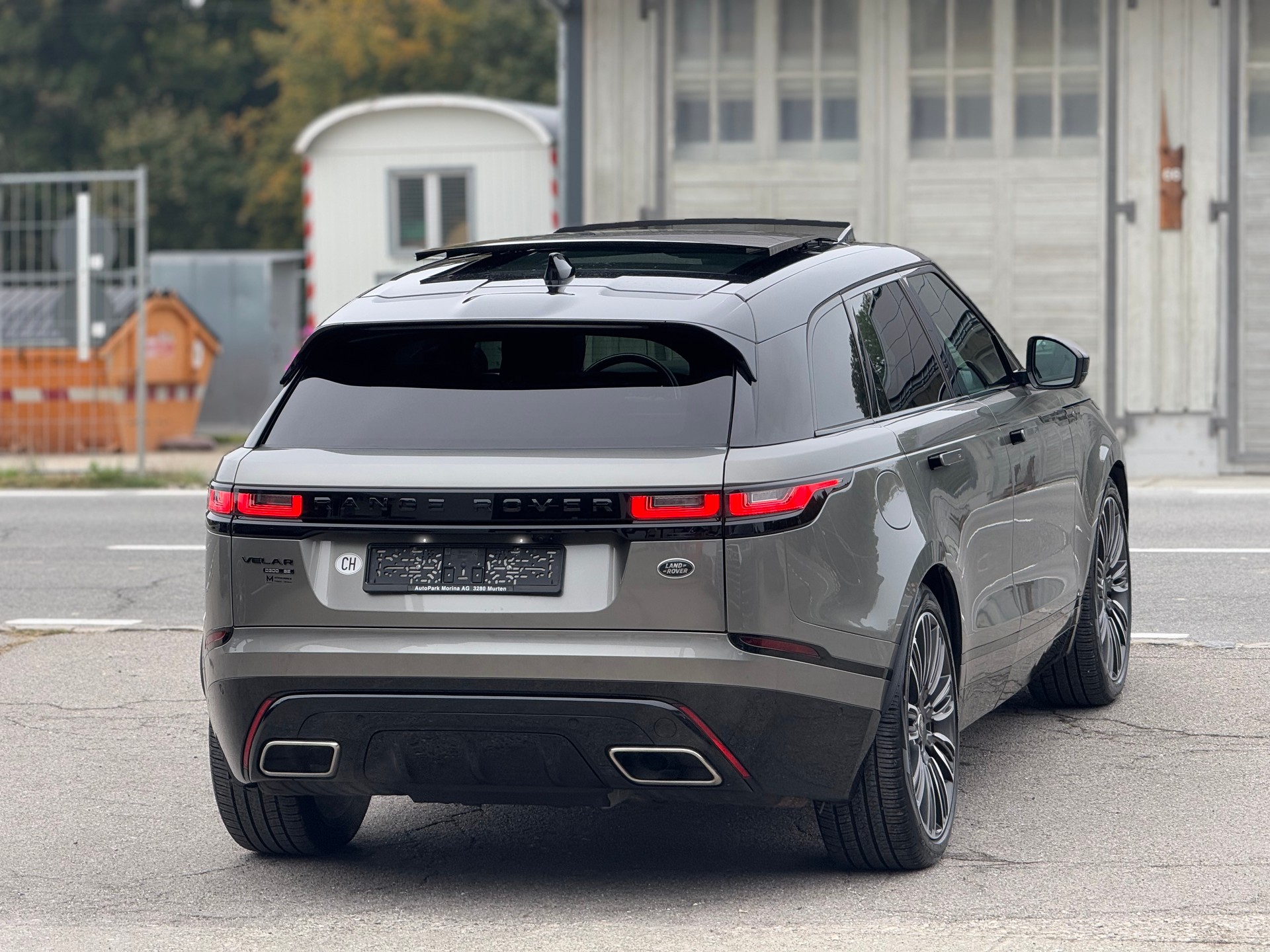 LAND ROVER Range Rover Velar R-Dynamic D 300 SE Automatic-image-4