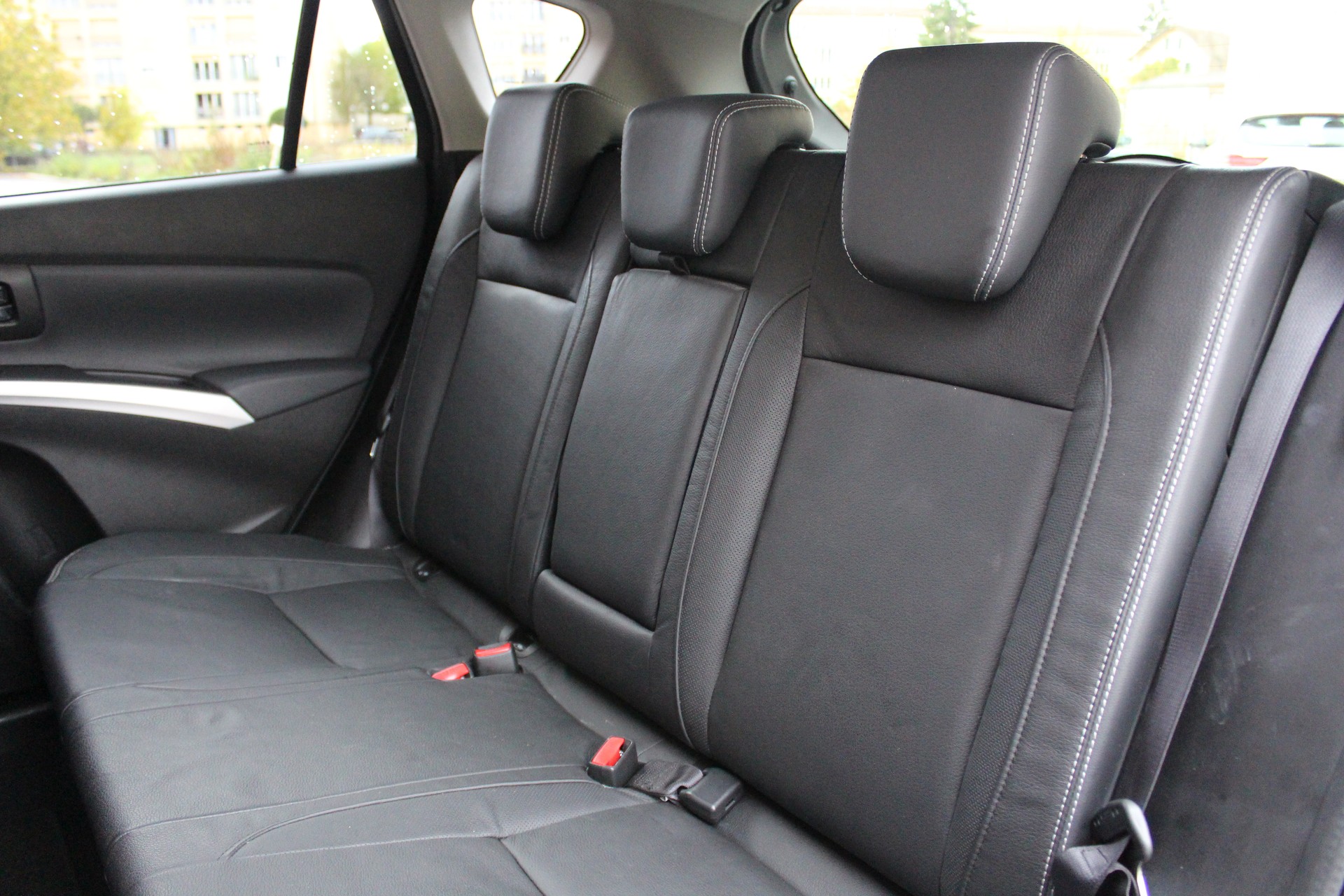 SUZUKI SX4 S-Cross 1.4 16V Compact Top Hybrid 4WD-image-24