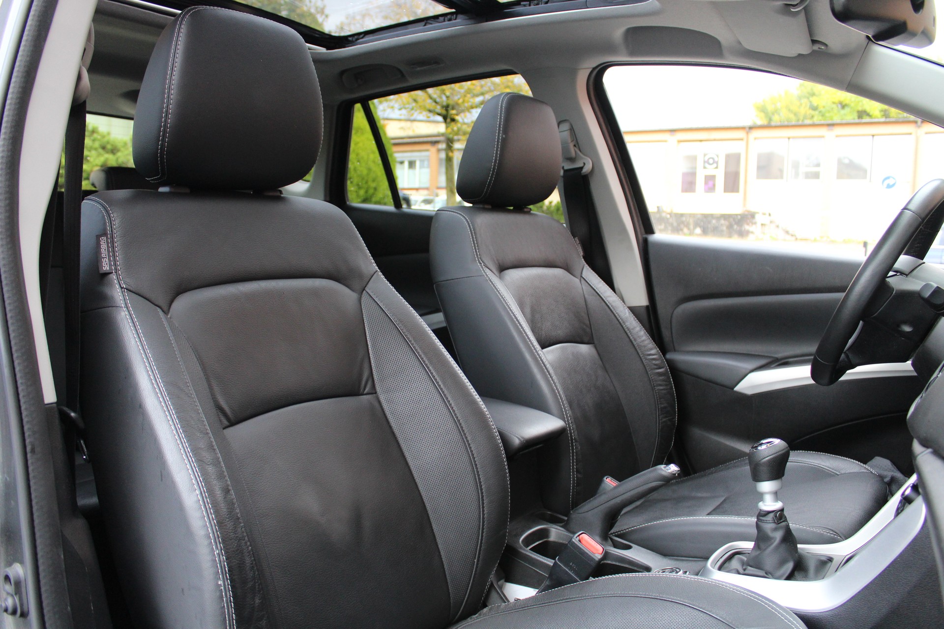 SUZUKI SX4 S-Cross 1.4 16V Compact Top Hybrid 4WD-image-22