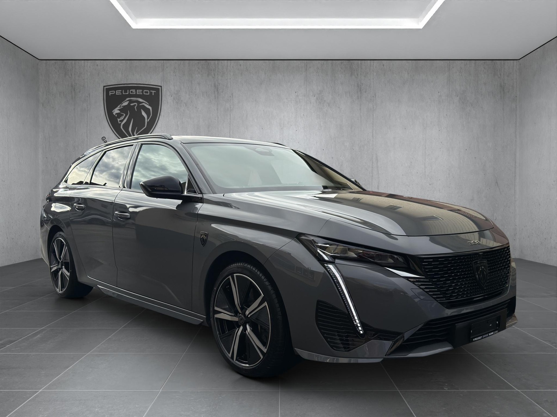 PEUGEOT 308 SW 1.6 PHEV 225 GT-showroom-element-2