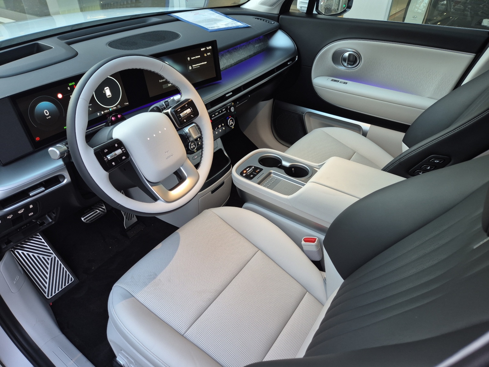HYUNDAI Ioniq 9 Calligraphy 4WD-image-4