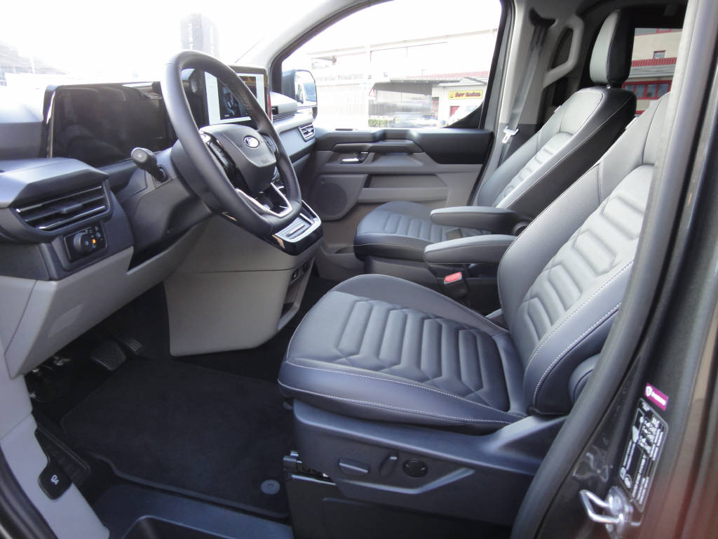 FORD Tourneo Custom 320 L2 2.0 EcoBlue 170 Titanium X-image-6