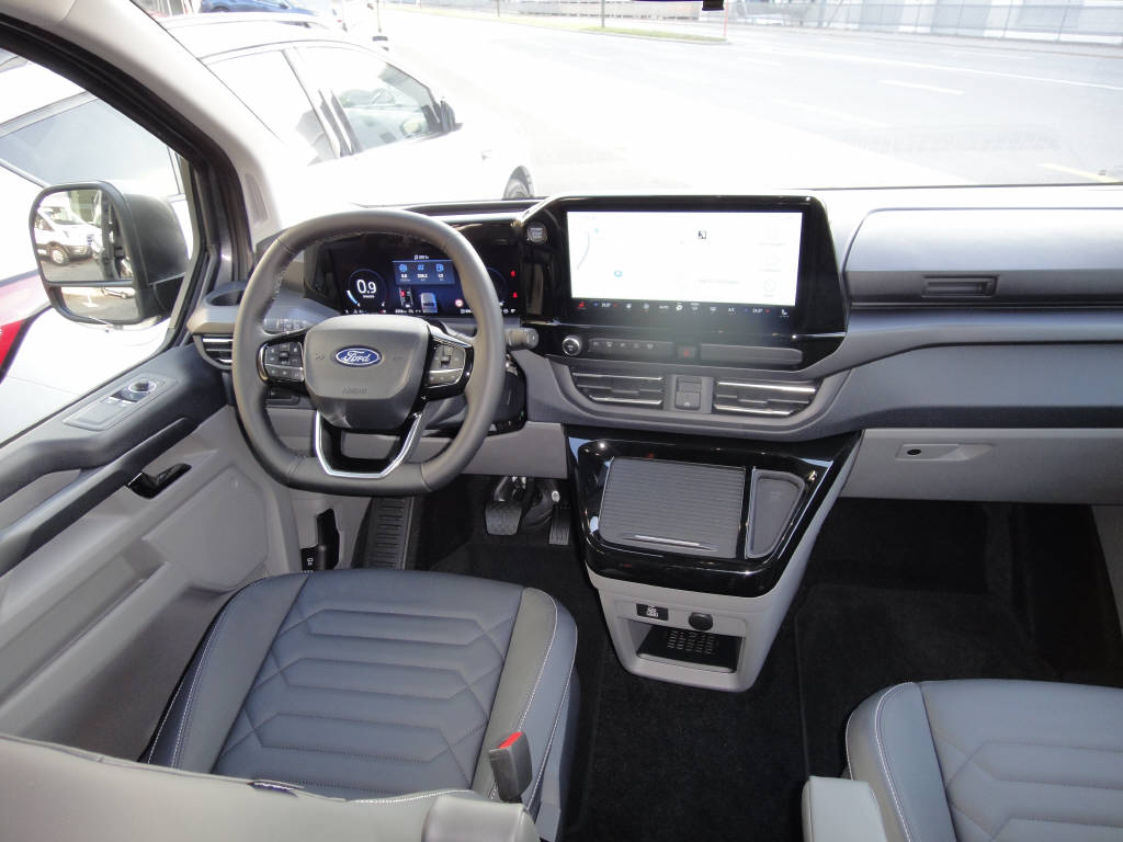 FORD Tourneo Custom 320 L2 2.0 EcoBlue 170 Titanium X-image-7