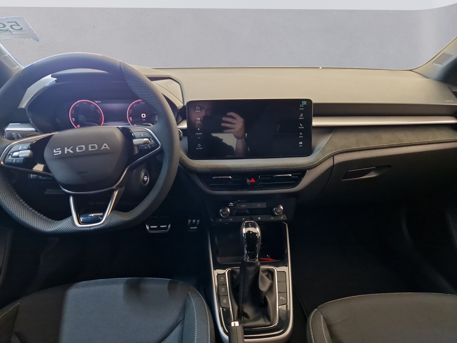 SKODA Fabia 1.0 TSI Monte Carlo DSG-image-9