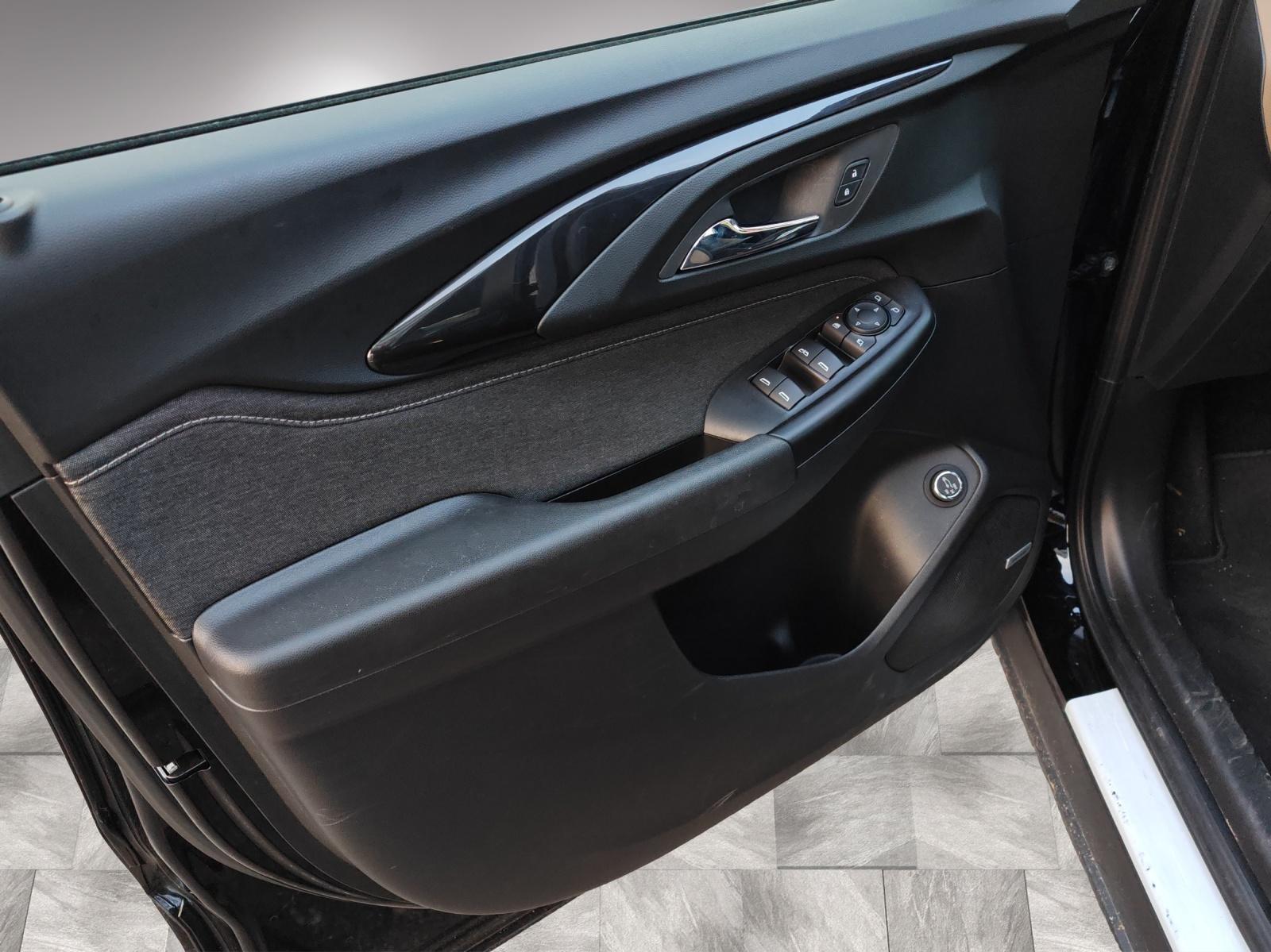 CHEVROLET Activ-image-12